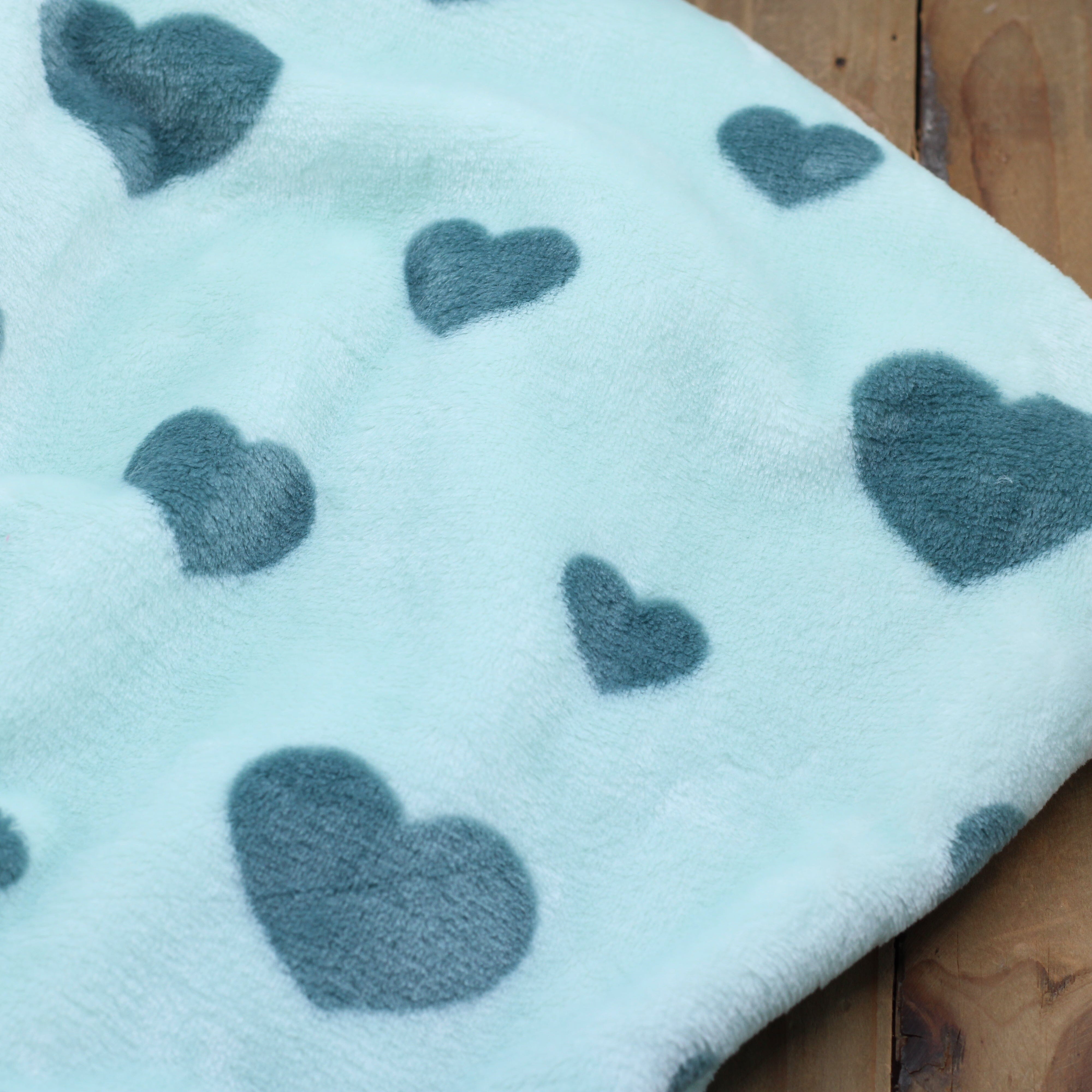 Tissu Polaire - Coeurs - Vert d'eau (Vendu x10cm) Tissus Sélection Gaspard & Léonie | Gaspard et Léonie Tissus en ligne et Mercerie à Toulouse