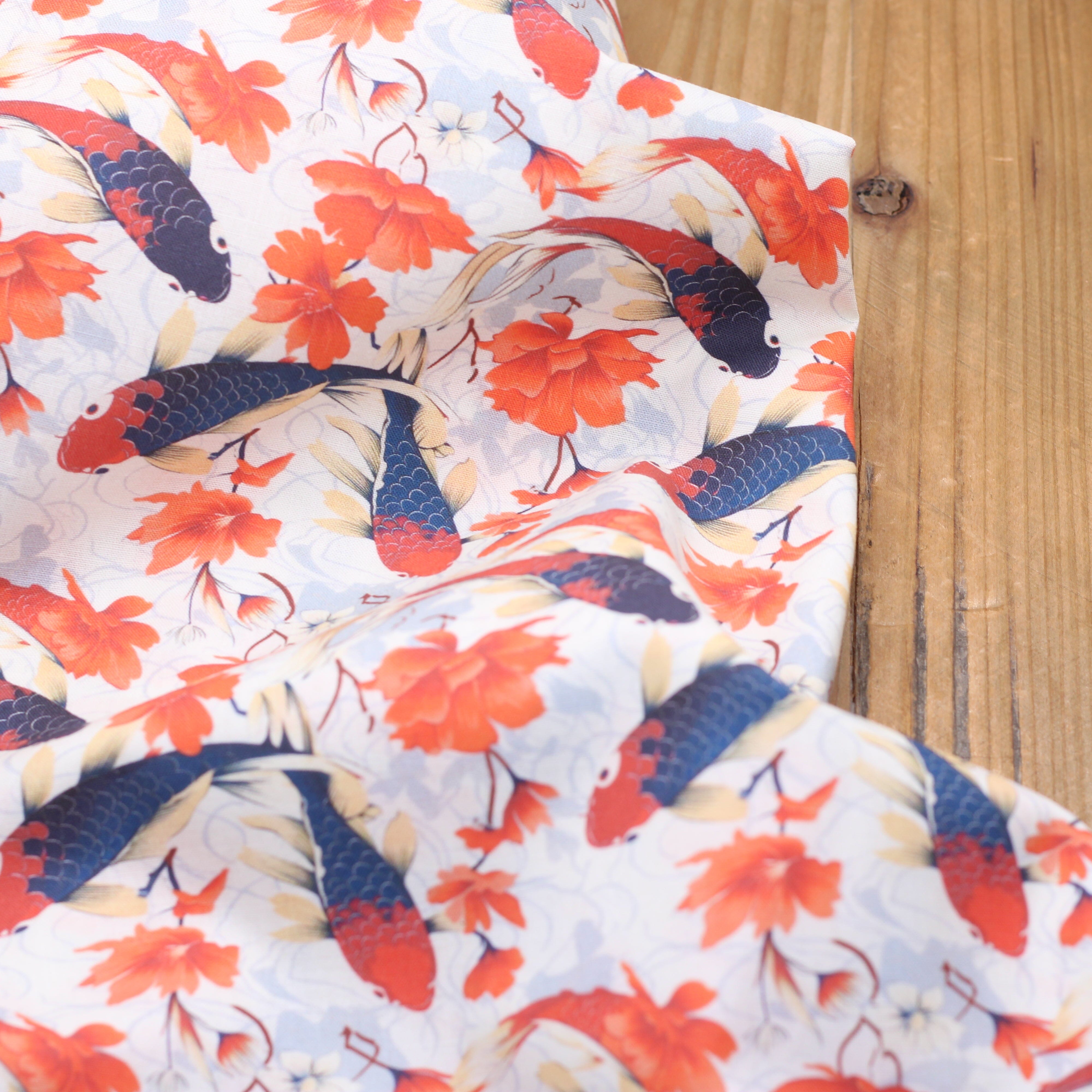 Tissu popeline de coton - CARPE KOÏ - Ecru (vendu x10cm) Tissus Sélection Gaspard & Léonie | Gaspard et Léonie Tissus en ligne et Mercerie à Toulouse