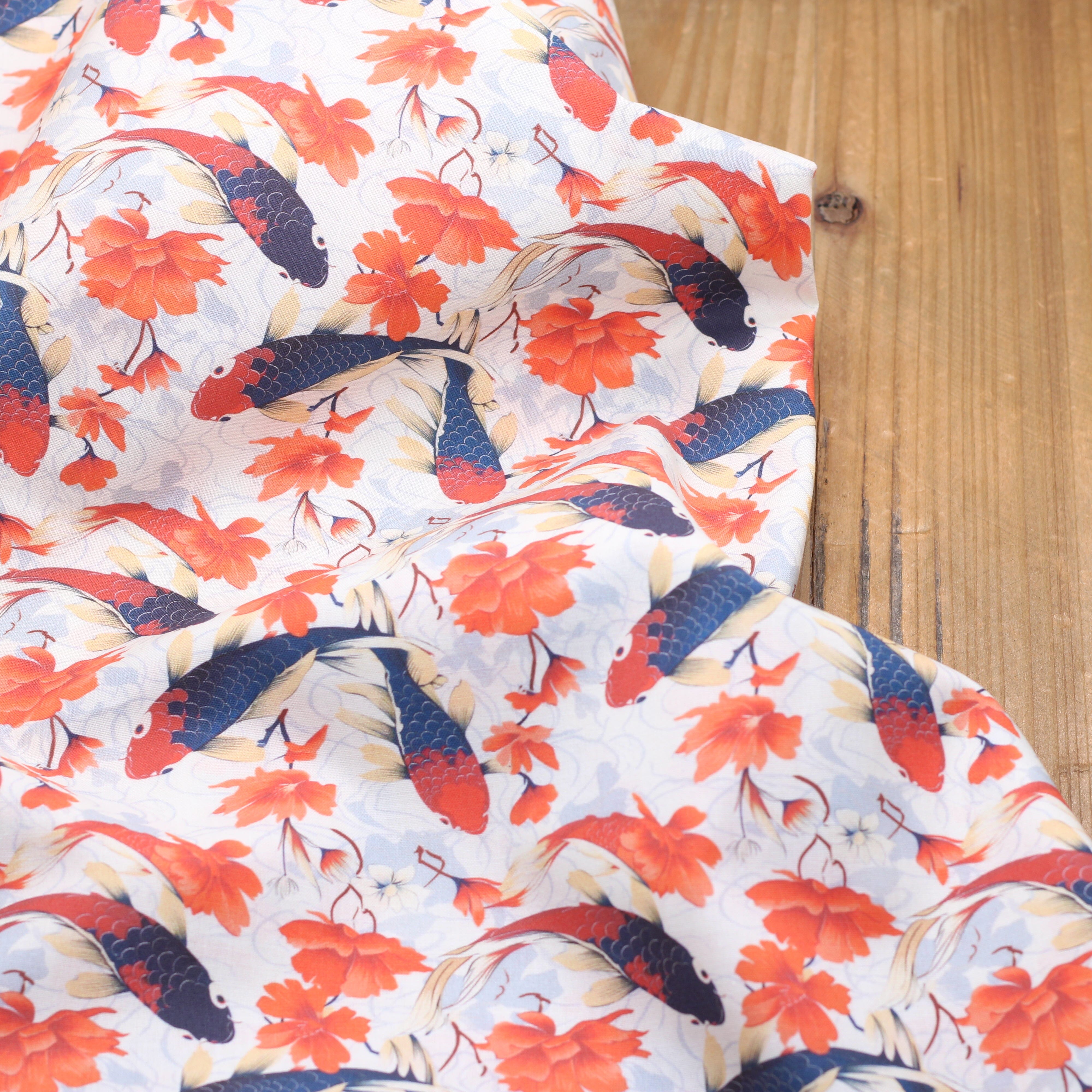 Tissu popeline de coton - CARPE KOÏ - Ecru (vendu x10cm) Tissus Sélection Gaspard & Léonie | Gaspard et Léonie Tissus en ligne et Mercerie à Toulouse