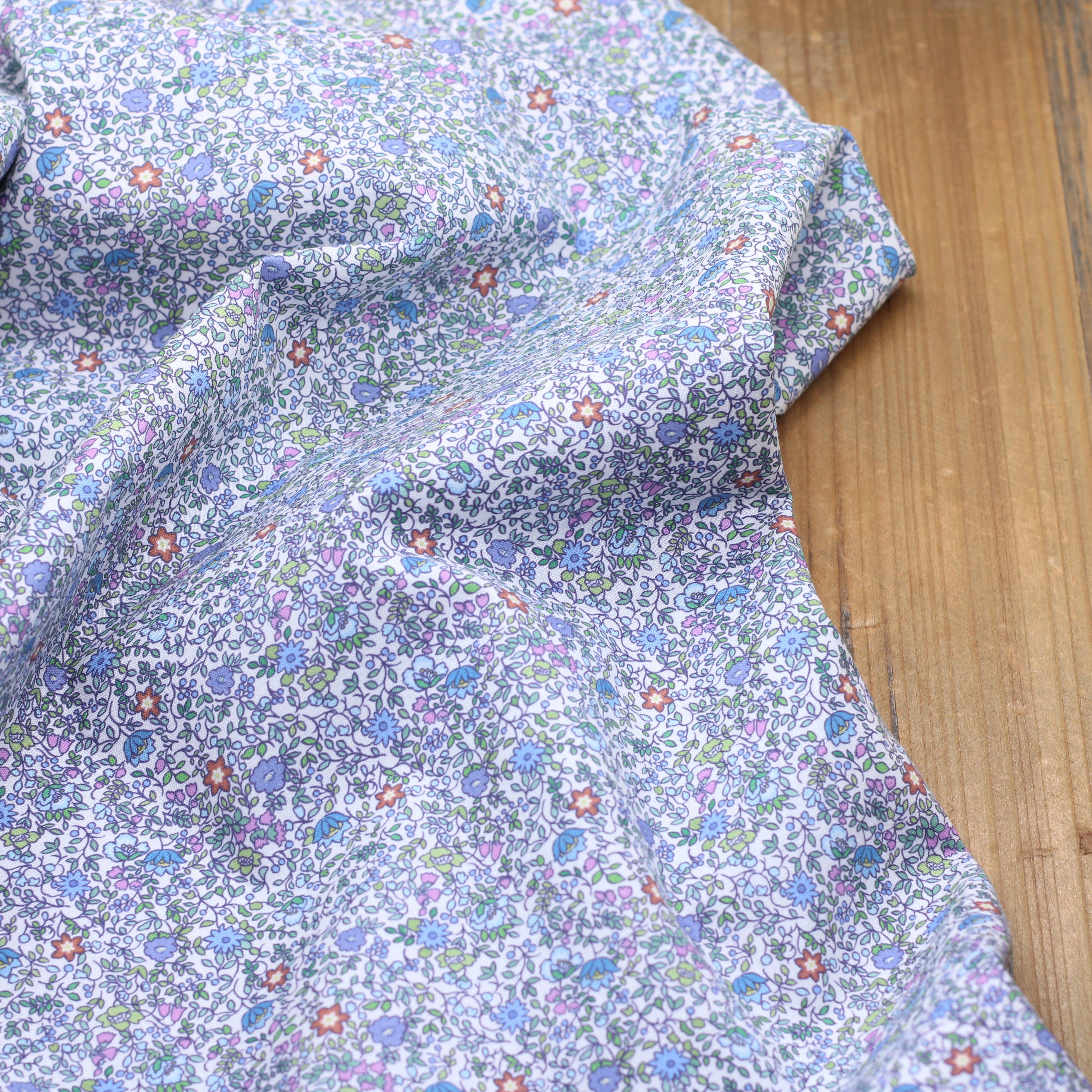 Tissu popeline de coton fleuri- Millie - Bleu (vendu x10cm) Tissus Sélection Gaspard & Léonie | Gaspard et Léonie Tissus en ligne et Mercerie à Toulouse