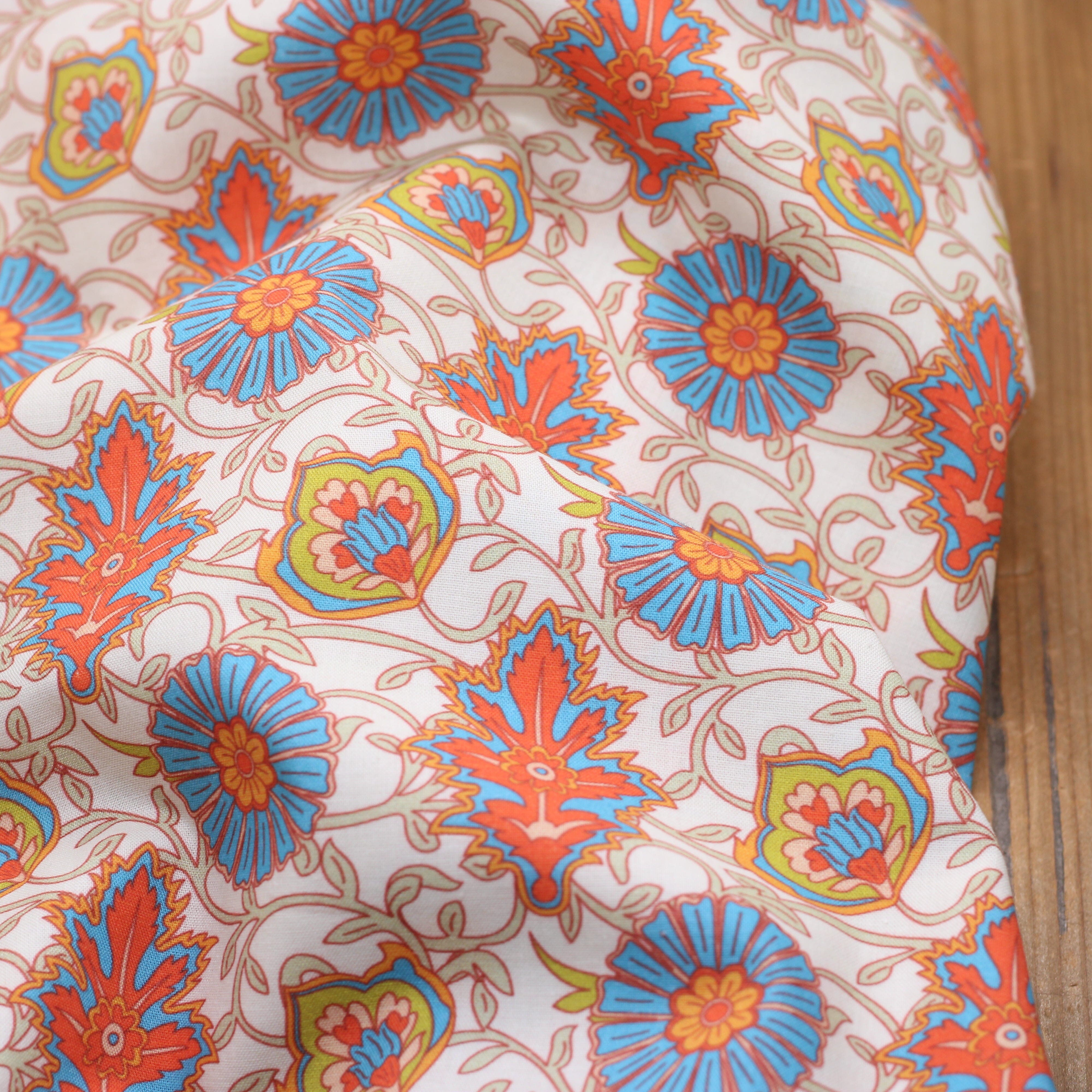 Tissu popeline de coton - INDIA FLOWERS - Ecru (vendu x10cm) Tissus Sélection Gaspard & Léonie | Gaspard et Léonie Tissus en ligne et Mercerie à Toulouse