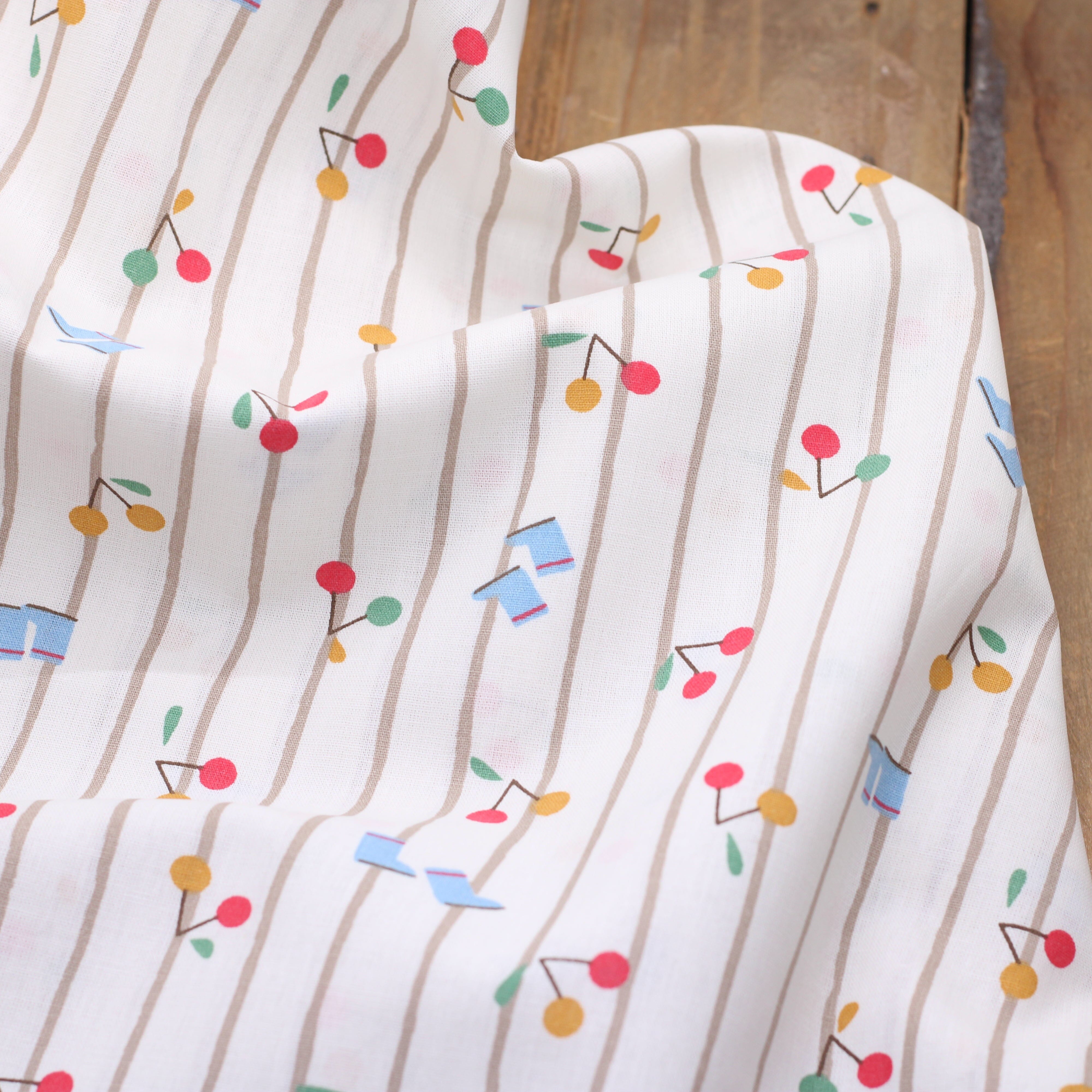 Tissu popeline de coton - PATATI - Ecru (vendu x10cm) Tissus DOMOTEX | Gaspard et Léonie Tissus en ligne et Mercerie à Toulouse