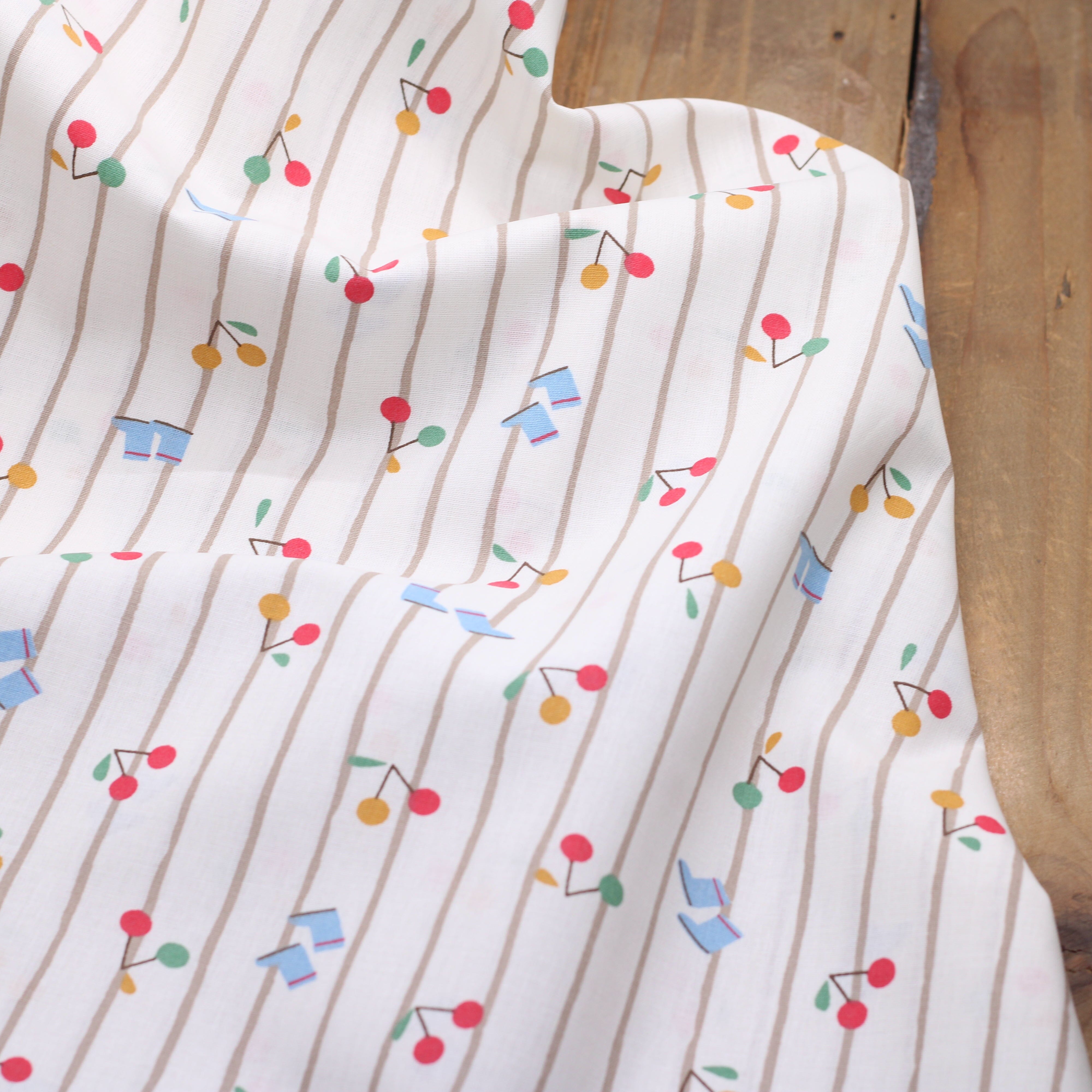 Tissu popeline de coton - PATATI - Ecru (vendu x10cm) Tissus DOMOTEX | Gaspard et Léonie Tissus en ligne et Mercerie à Toulouse