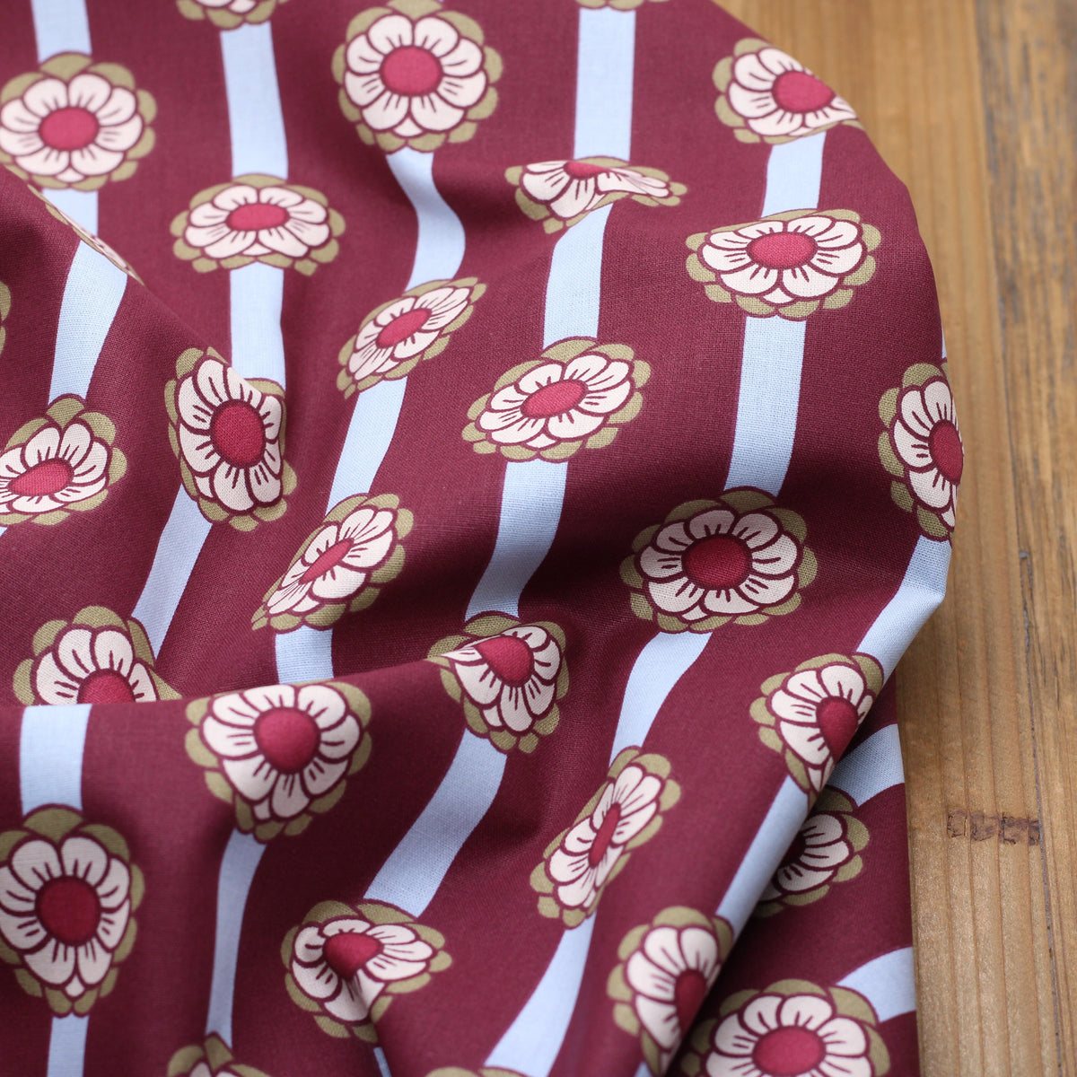 Tissu popeline de coton - TOLINA - Bordeaux (vendu x10cm) Tissus DOMOTEX | Gaspard et Léonie Tissus en ligne et Mercerie à Toulouse