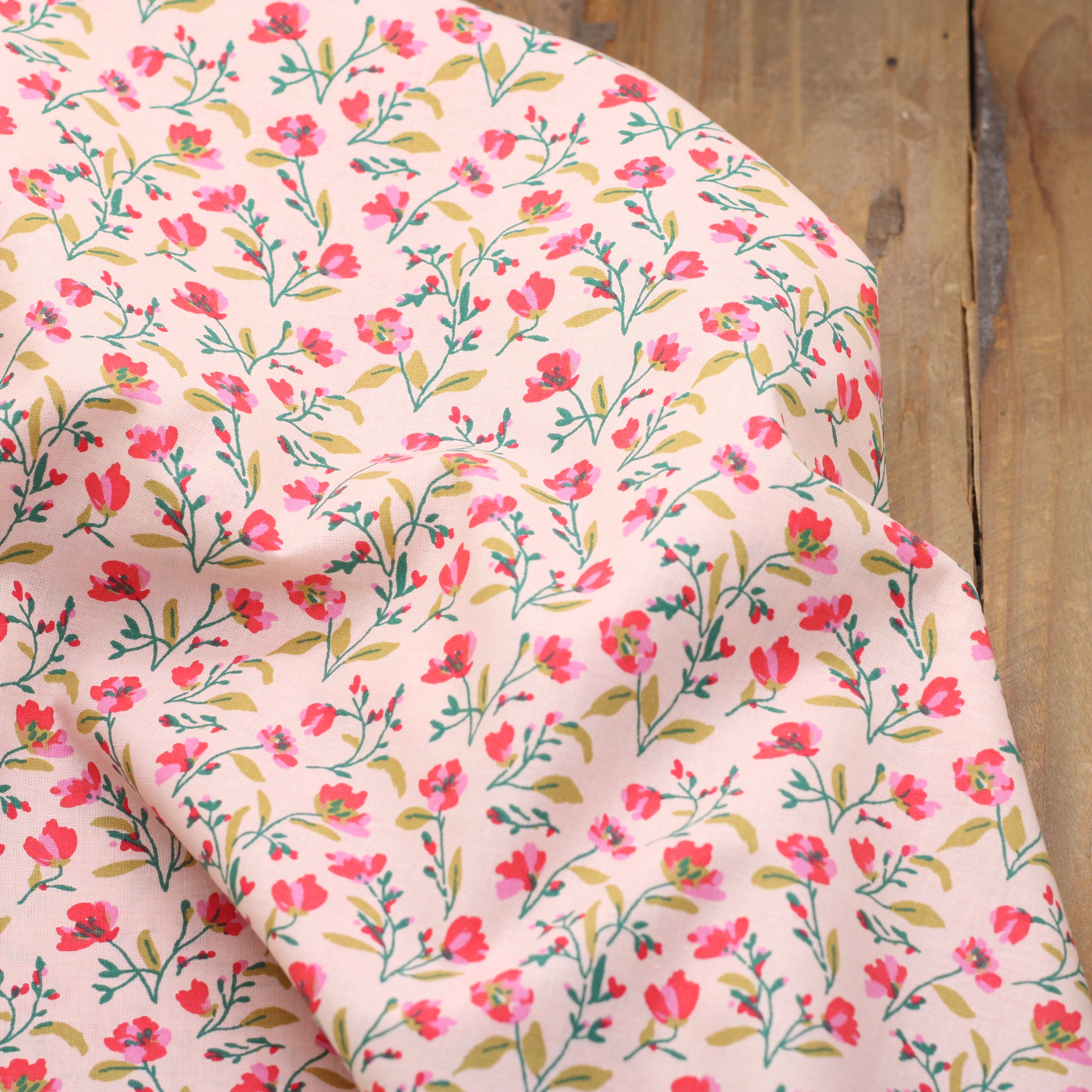 Tissu popeline de coton - VANDA - Pêche (vendu x10cm) Tissus DOMOTEX | Gaspard et Léonie Tissus en ligne et Mercerie à Toulouse