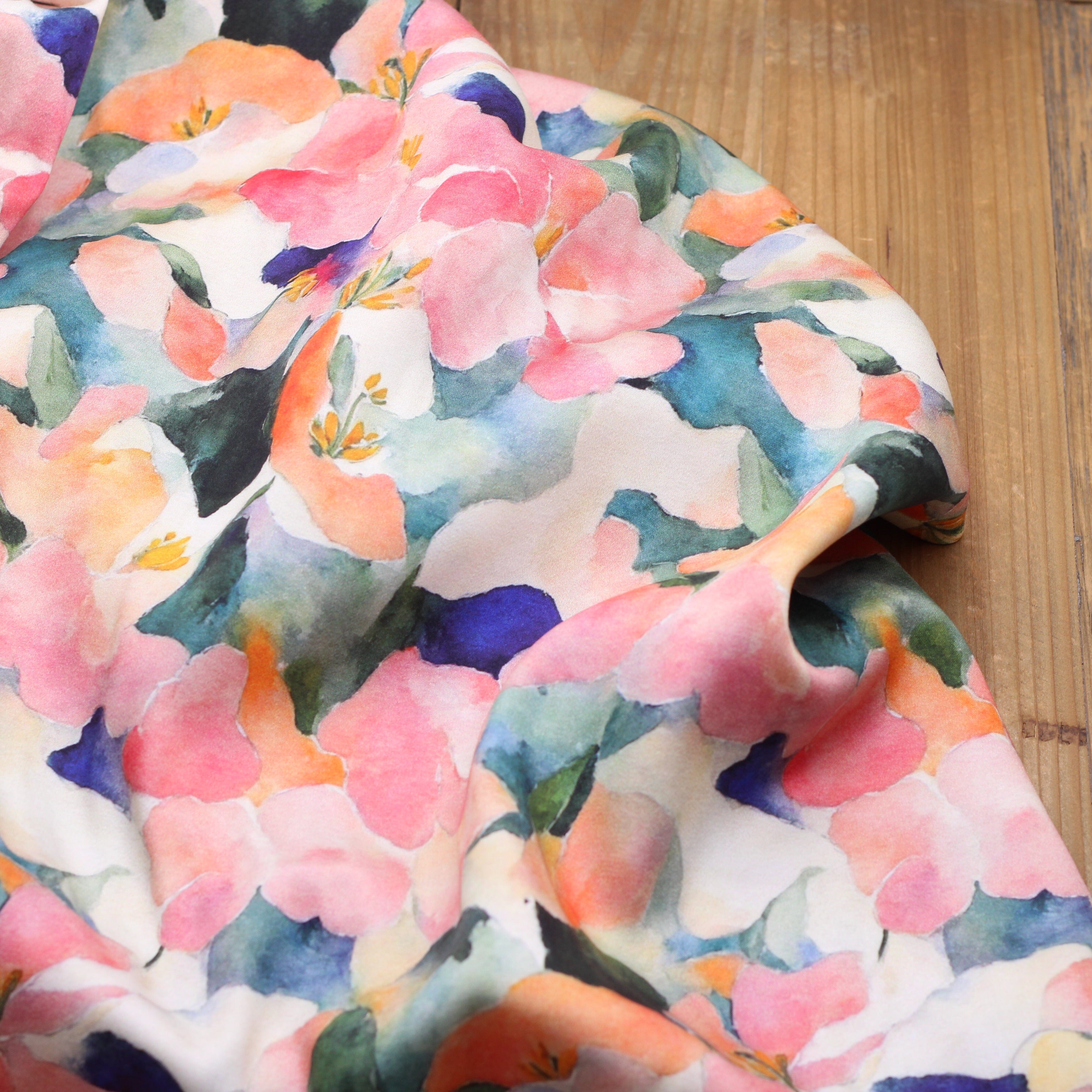 Tissu Satin de Viscose - FLOWERS - Rose pêche (vendu x10cm) Tissus Sélection Gaspard & Léonie | Gaspard et Léonie Tissus en ligne et Mercerie à Toulouse