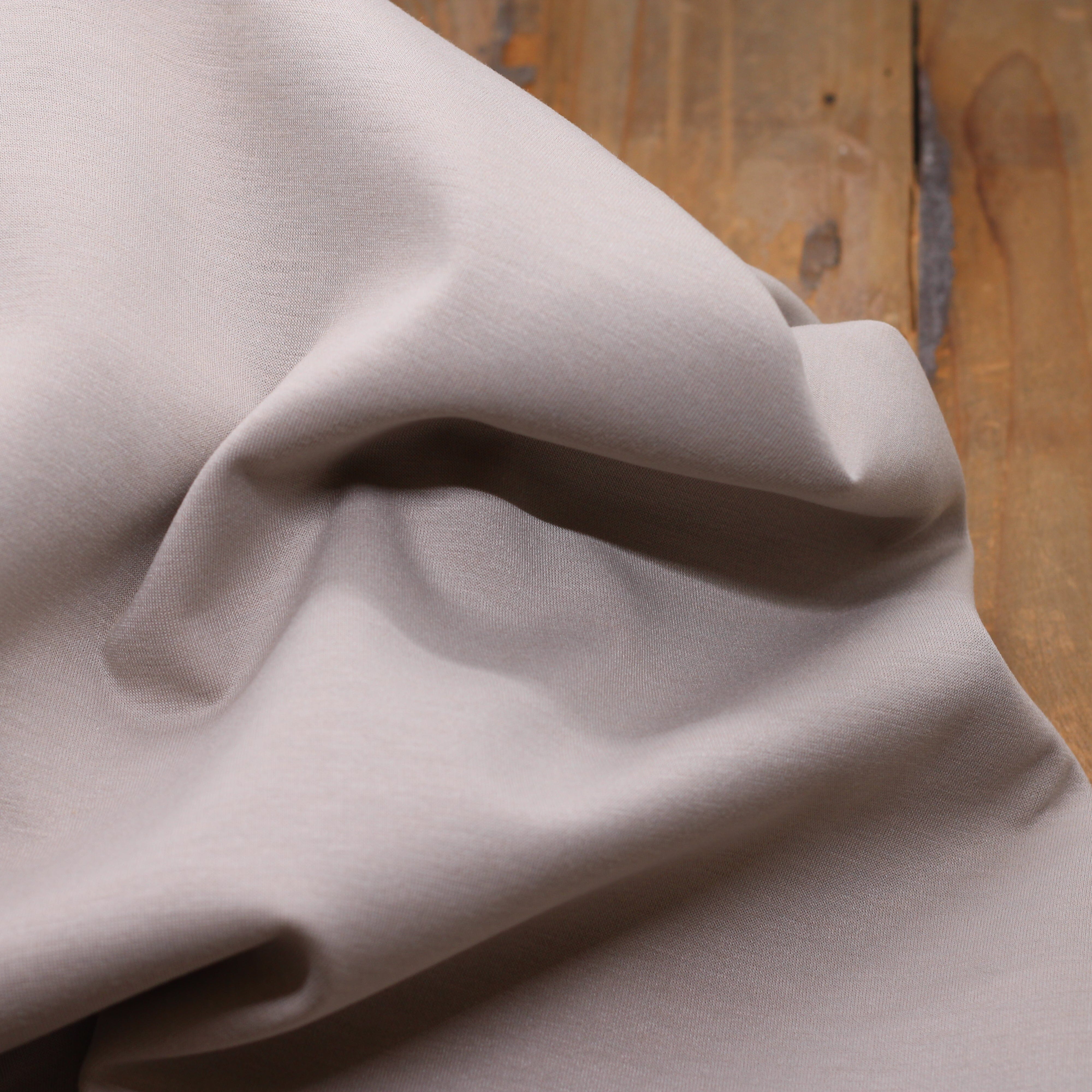 Tissu Scuba Modal uni - Sable (Vendu x10cm) Tissus Sélection Gaspard & Léonie | Gaspard et Léonie Tissus en ligne et Mercerie à Toulouse