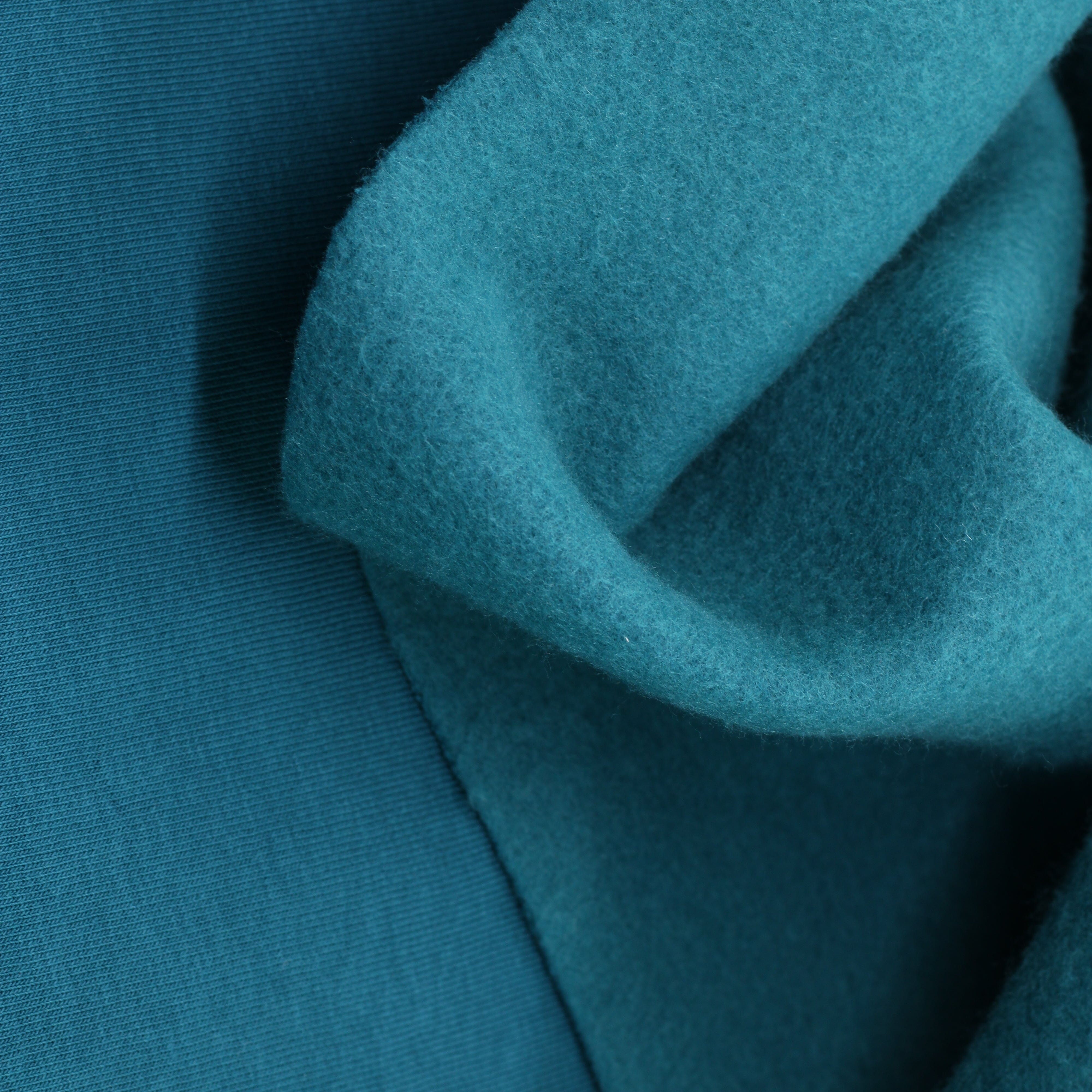 Tissu Sweat / Jogging - Bleu pétrole (Vendu x10cm) Tissus Sélection Gaspard & Léonie | Gaspard et Léonie Tissus en ligne et Mercerie à Toulouse