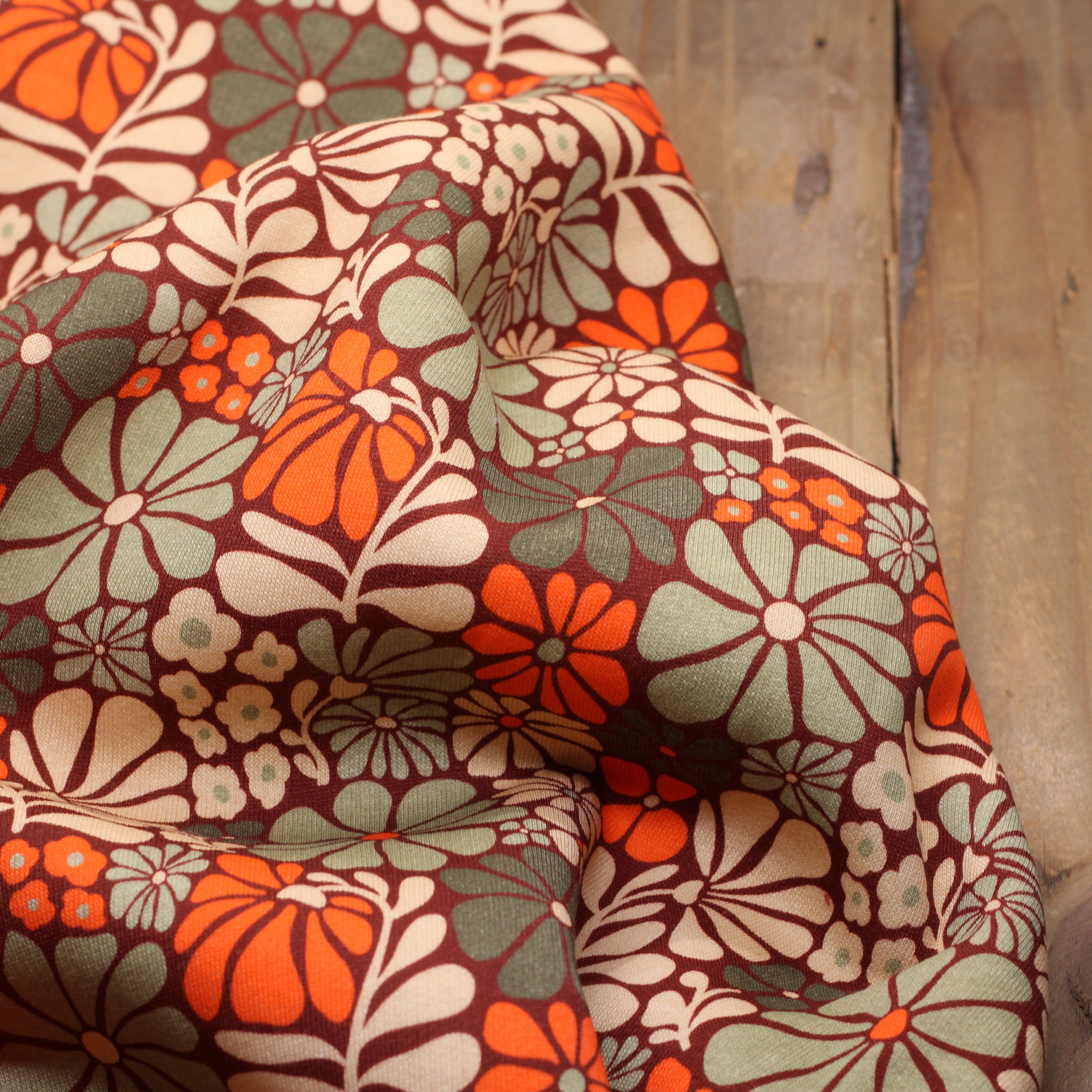 Tissu Sweat Jogging- VINTAGE FLOWERS - Orange/Vert - STENZO (Vendu x10cm) Tissus Stenzo | Gaspard et Léonie Tissus en ligne et Mercerie à Toulouse