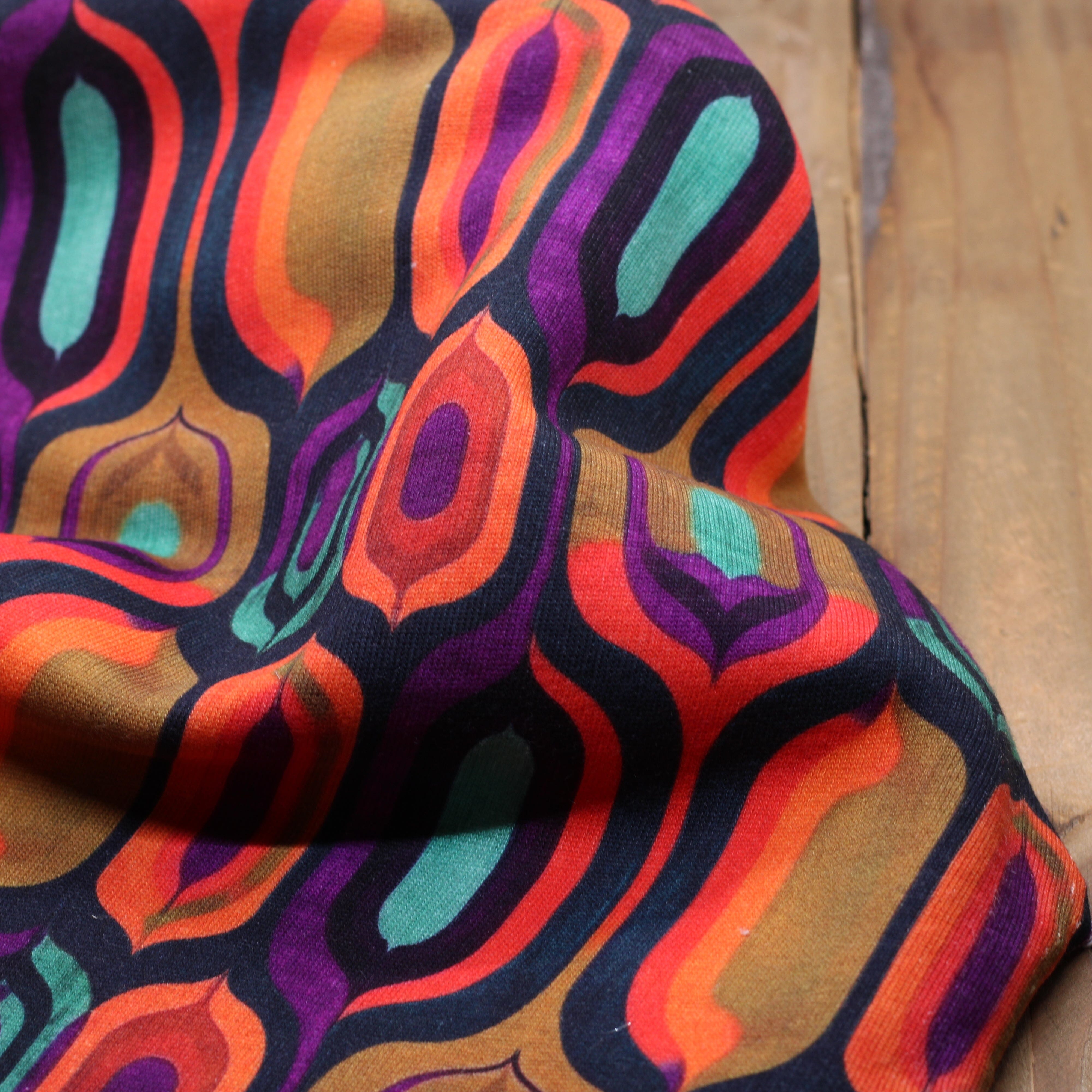 Tissu Sweat Jogging- VINTAGE PSYCHE - Orange/Violet - STENZO (Vendu x10cm) Tissus Stenzo | Gaspard et Léonie Tissus en ligne et Mercerie à Toulouse