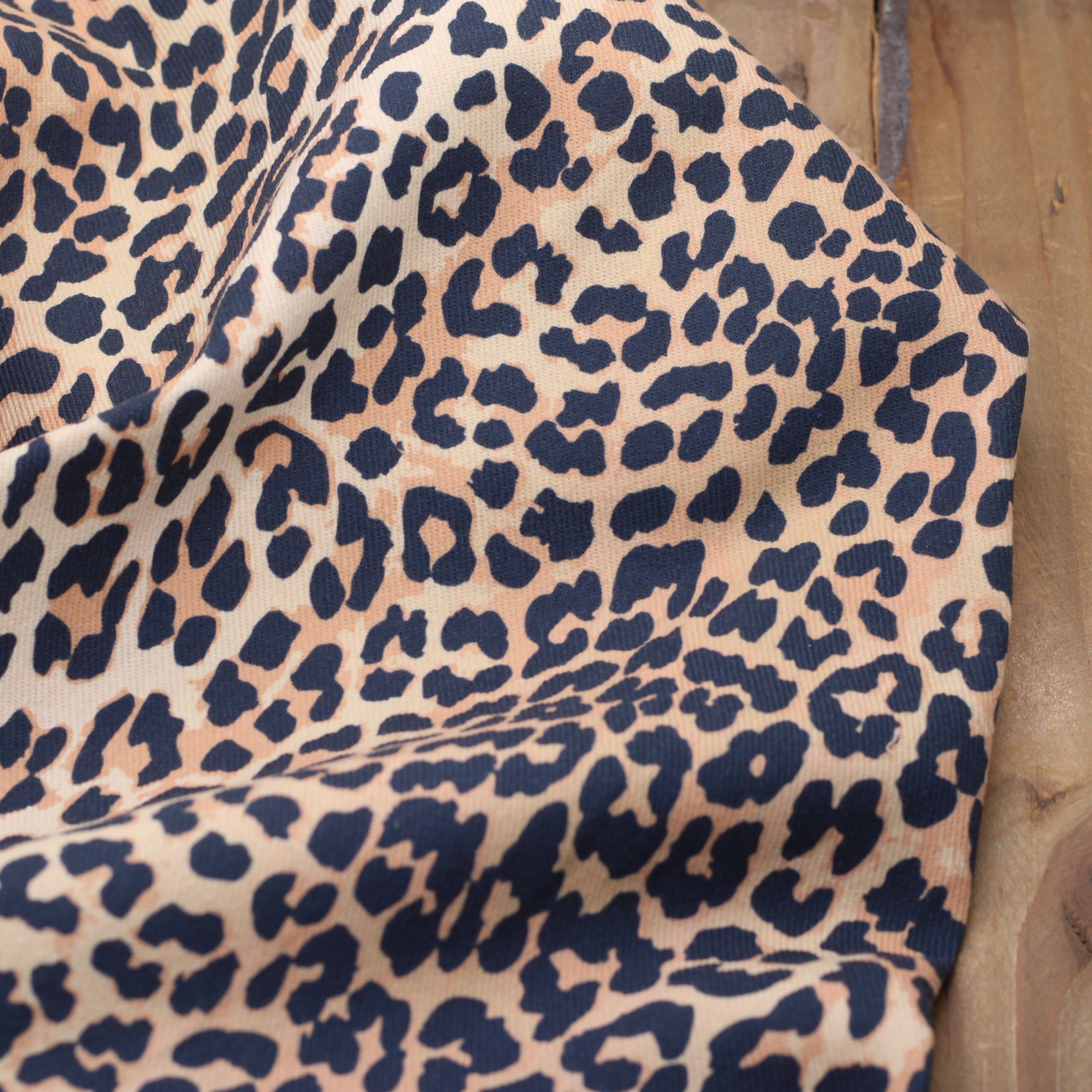 Tissu Twill de coton LEOPARD (Vendu par 10cm) Tissus Sélection Gaspard & Léonie | Gaspard et Léonie Tissus en ligne et Mercerie à Toulouse