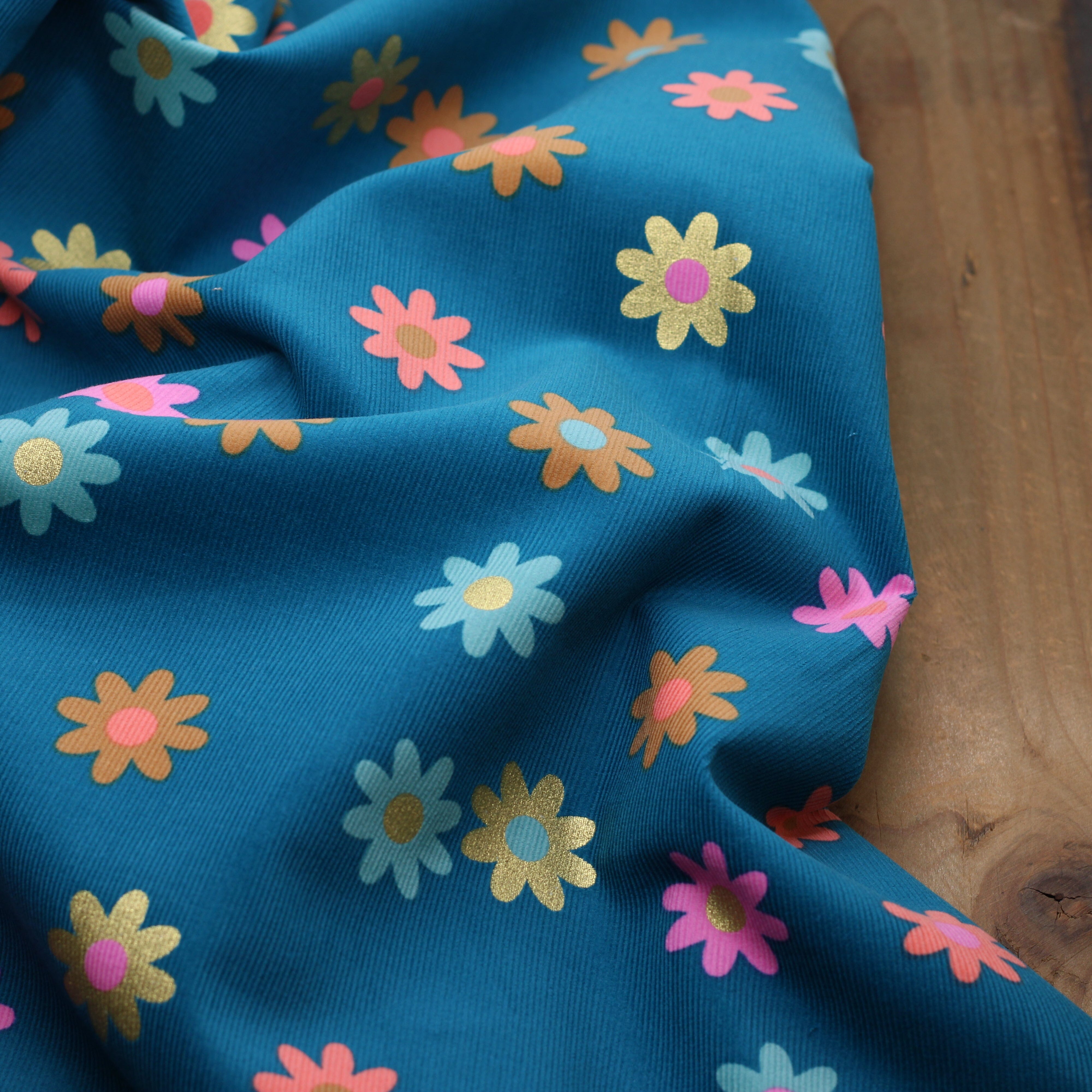 Tissu Velours milleraies - FLOK FLOWERS - Bleu turquoise - POPPY DESIGNED FOR YOU (vendu x10cm) Tissus POPPY Designed For You | Gaspard et Léonie Tissus en ligne et Mercerie à Toulouse