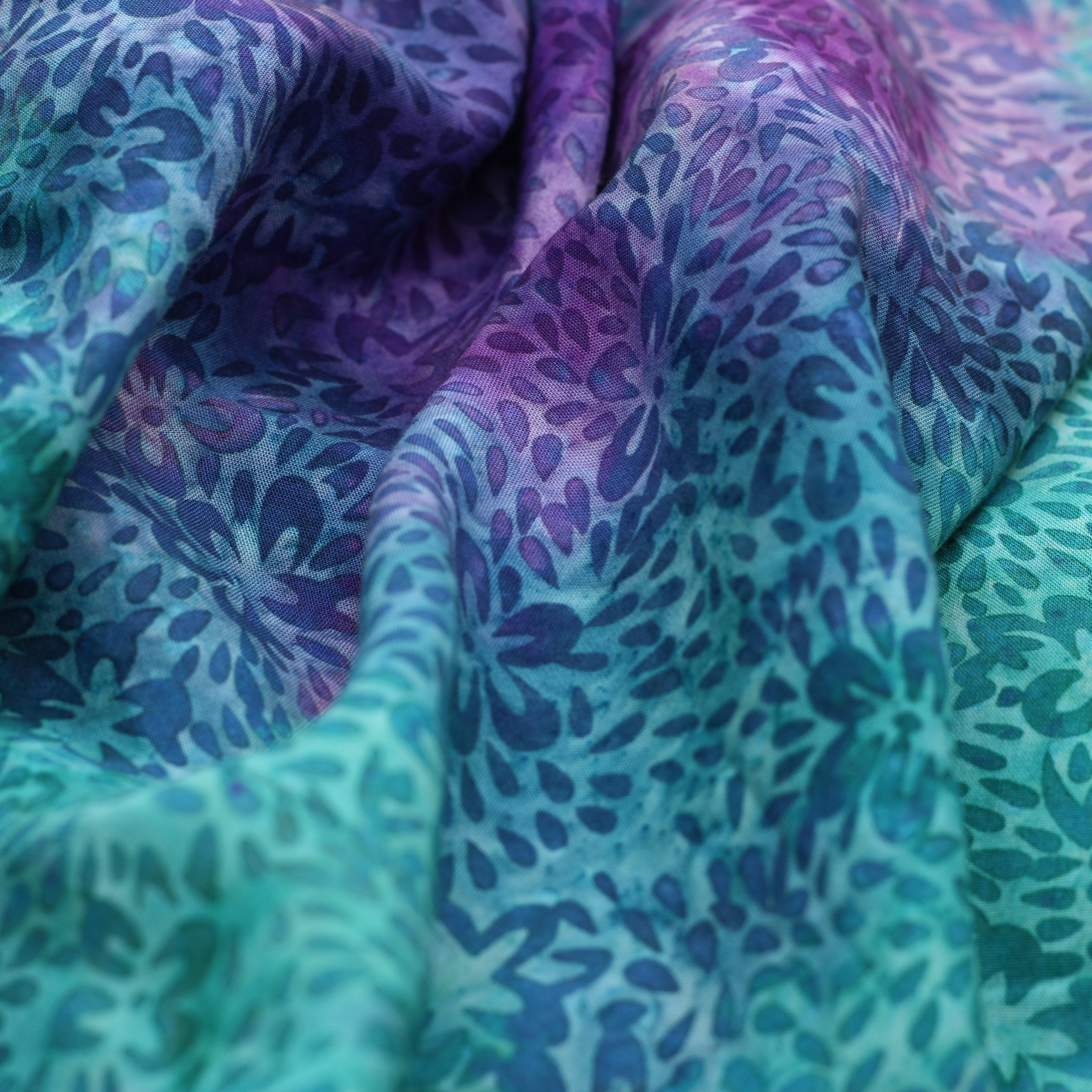 Tissu Viscose Batik #15 - Turquoise (Vendu x10cm) Tissus Sélection Gaspard & Léonie | Gaspard et Léonie Tissus en ligne et Mercerie à Toulouse