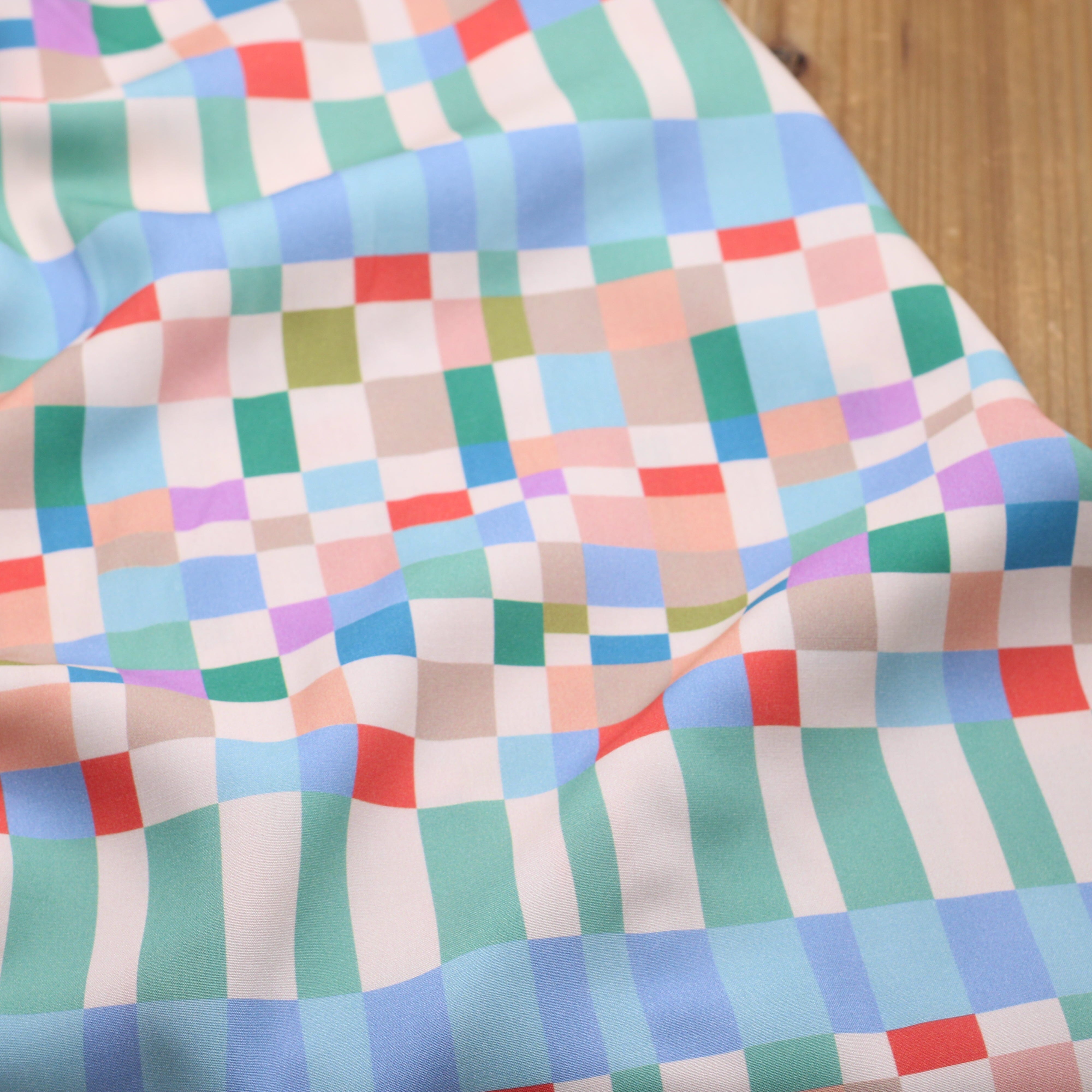 Tissu Viscose fleuri - MODERN CARREAUX - Ecru (vendu x10cm) Tissus Sélection Gaspard & Léonie | Gaspard et Léonie Tissus en ligne et Mercerie à Toulouse
