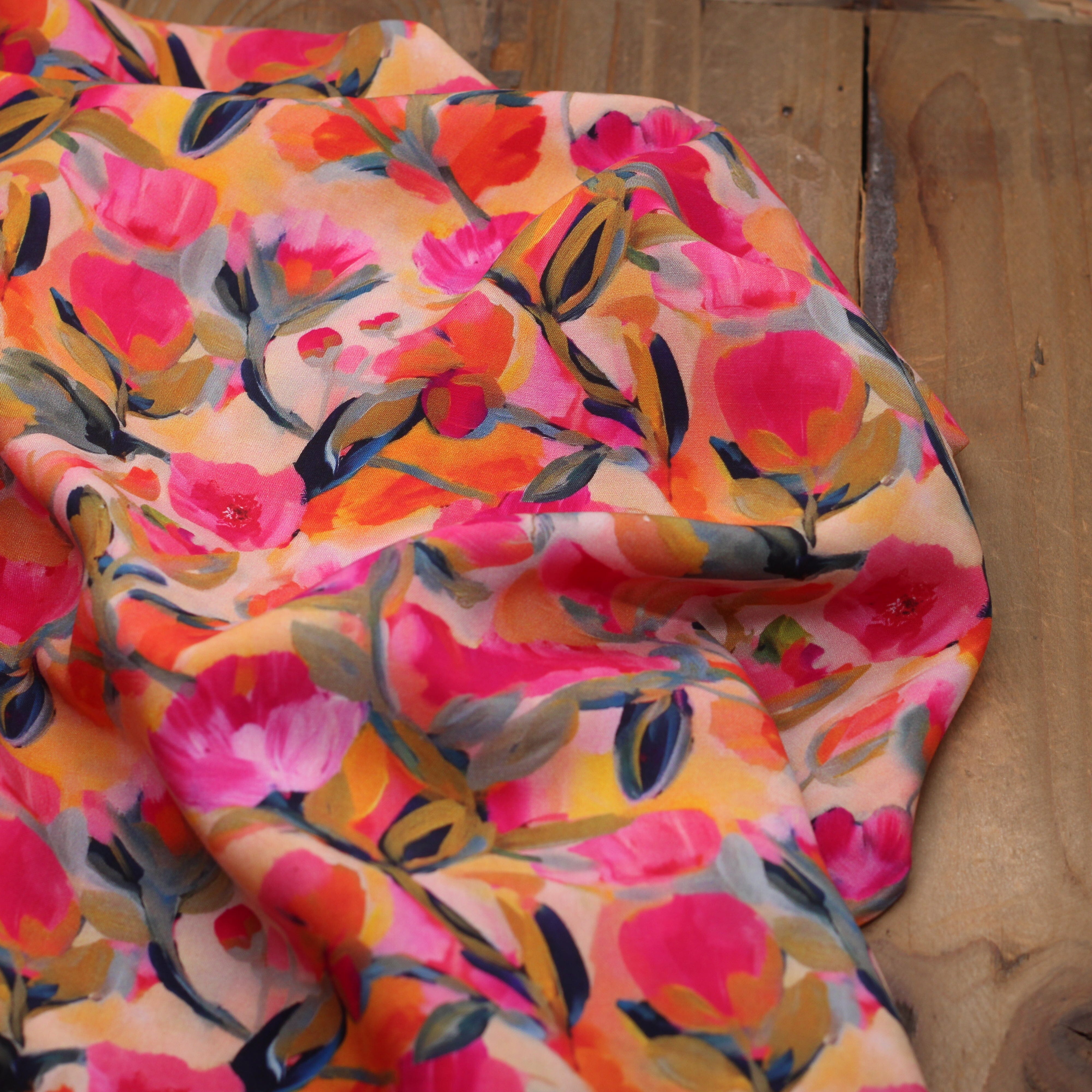 Tissu Viscose Fleuri - PEACH - Rose (vendu x10cm) Tissus Sélection Gaspard & Léonie | Gaspard et Léonie Tissus en ligne et Mercerie à Toulouse