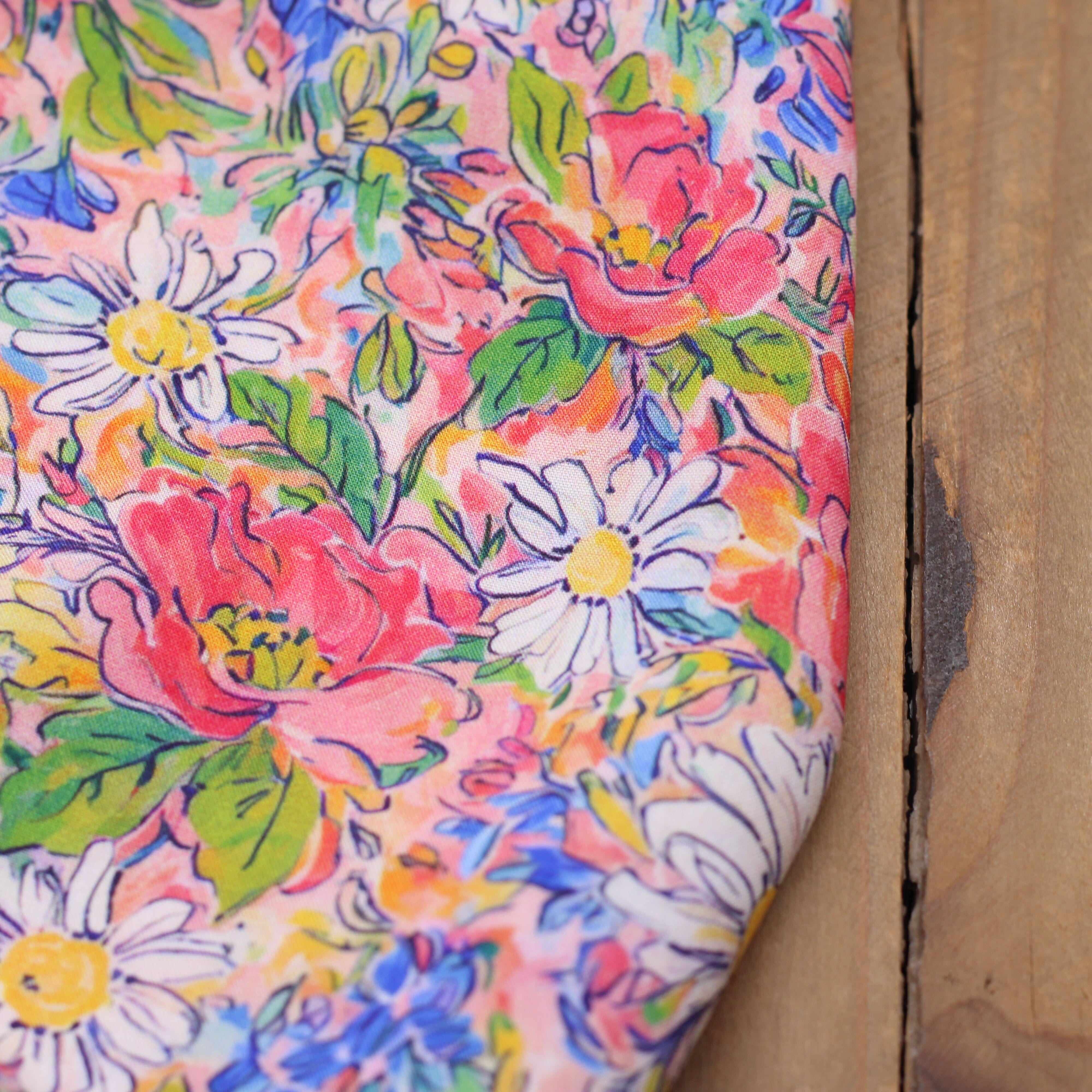 Tissu Viscose Fleuri - Rose (vendu x10cm) Tissus Sélection Gaspard & Léonie | Gaspard et Léonie Tissus en ligne et Mercerie à Toulouse