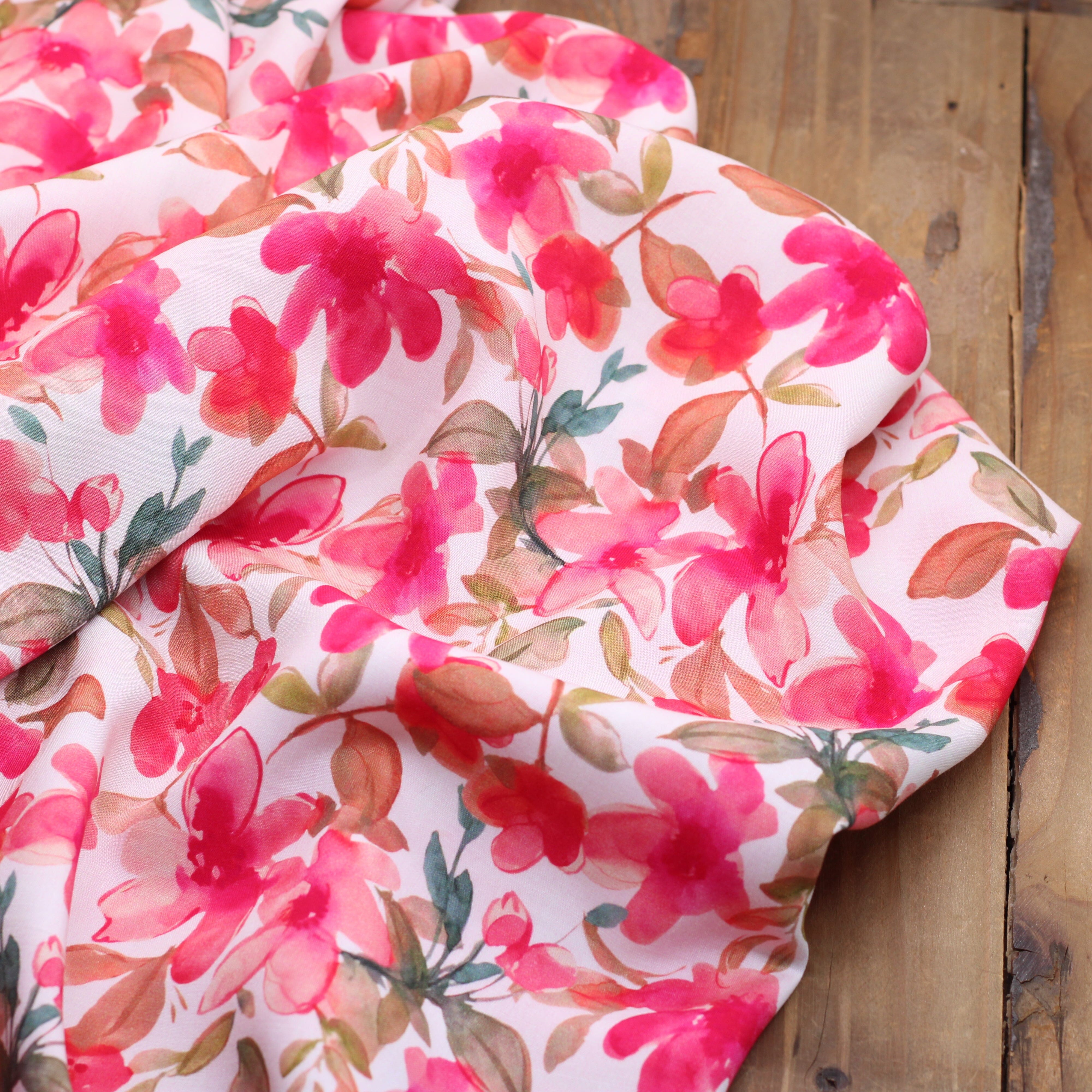 Tissu Viscose Fleurie - CATARINA - Blanc (vendu x10cm) Tissus Sélection Gaspard & Léonie | Gaspard et Léonie Tissus en ligne et Mercerie à Toulouse