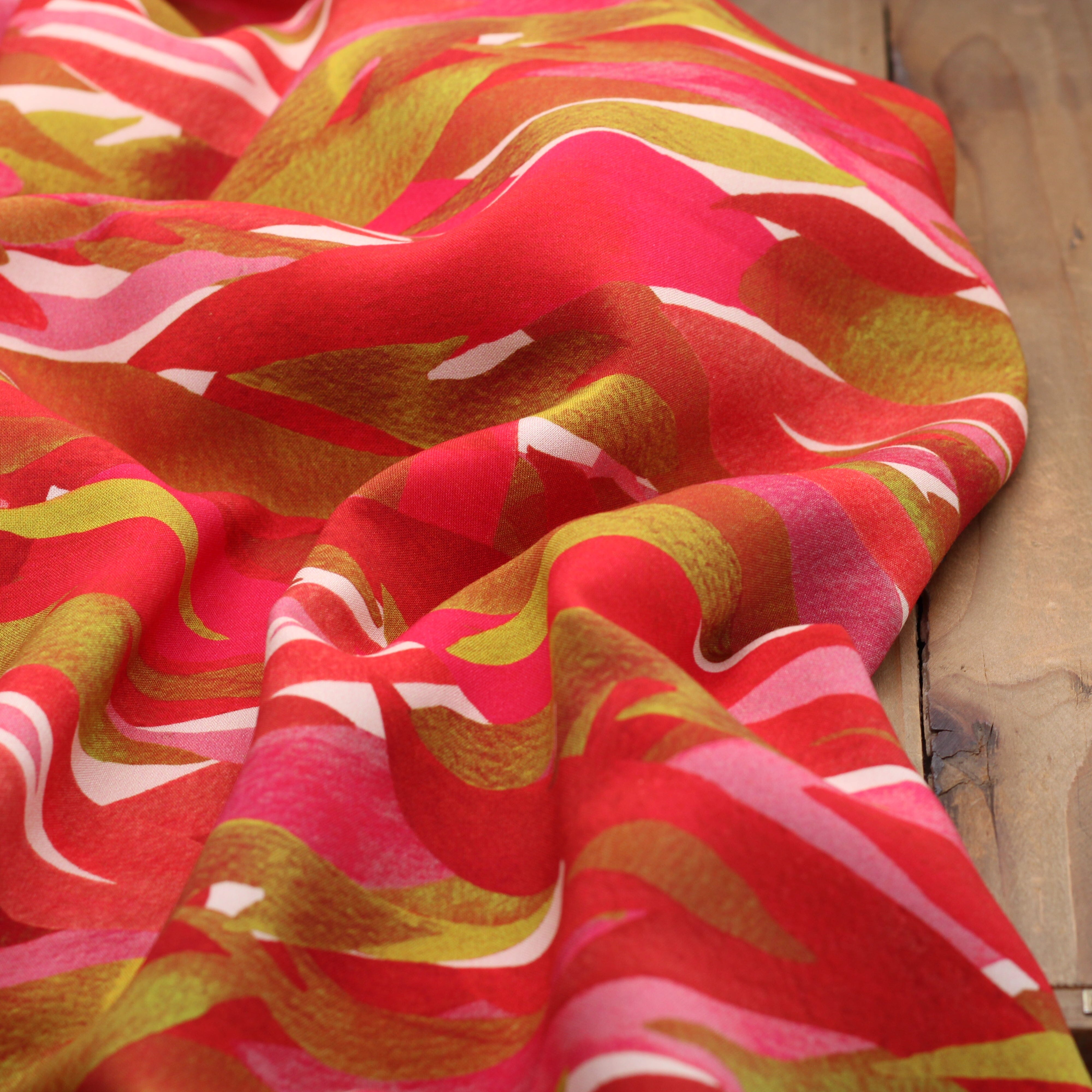 Tissu Viscose - KIYO - Rouge/Rose (Vendu par 10cm) Tissus Sélection Gaspard & Léonie | Gaspard et Léonie Tissus en ligne et Mercerie à Toulouse