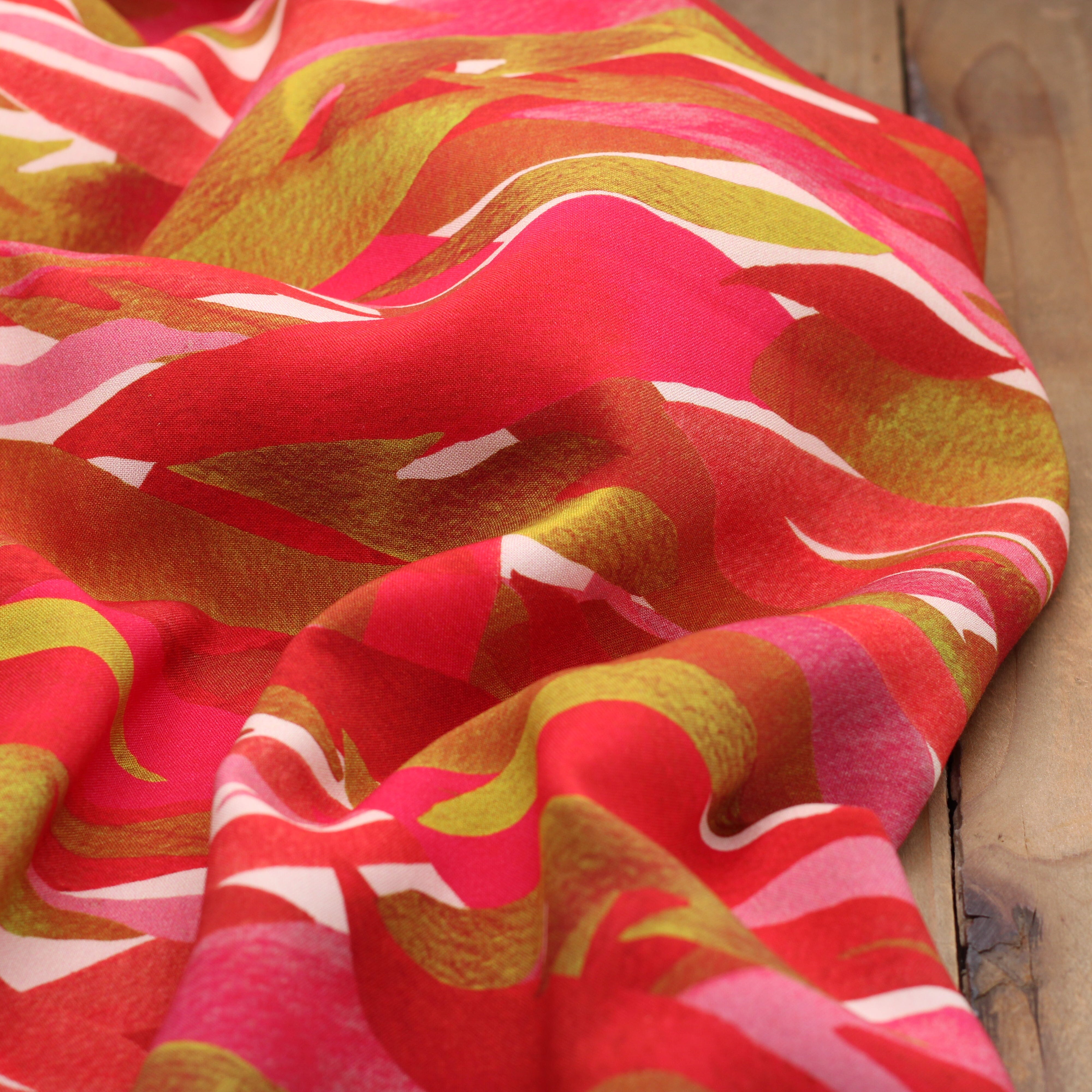 Tissu Viscose - KIYO - Rouge/Rose (Vendu par 10cm) Tissus Sélection Gaspard & Léonie | Gaspard et Léonie Tissus en ligne et Mercerie à Toulouse