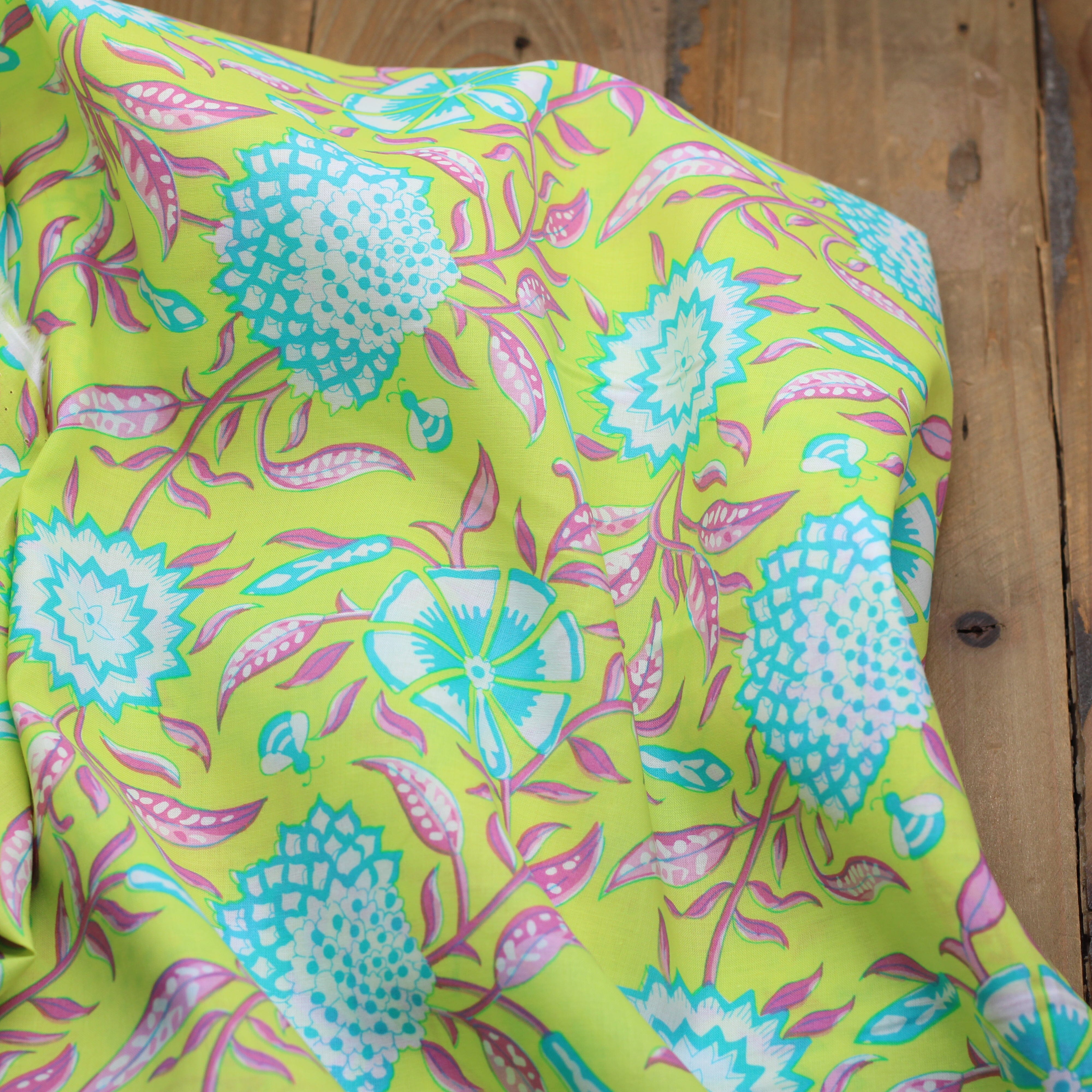 Tissu Voile de coton fleuri - YELLOW FLOWER - Jaune/vert (Vendu x10cm) Tissus Sélection Gaspard & Léonie | Gaspard et Léonie Tissus en ligne et Mercerie à Toulouse