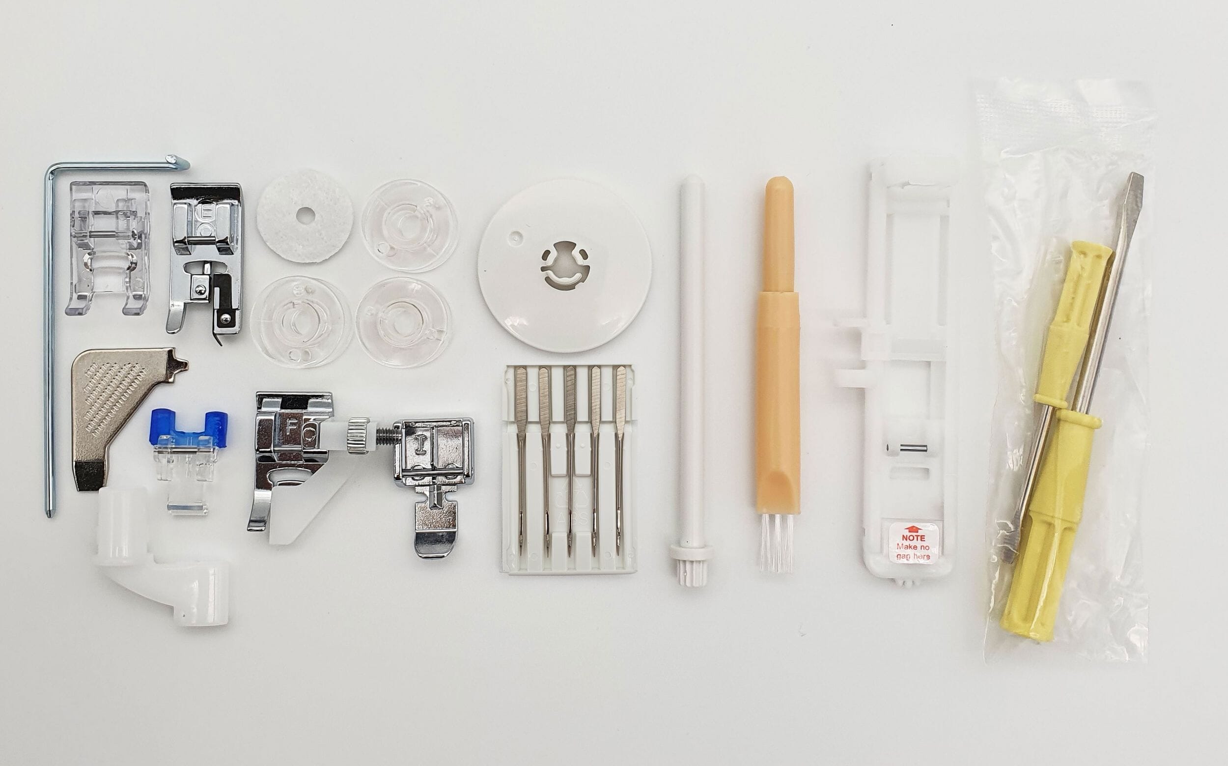 VERITAS Amelia - Machine à coudre Electronique Machine à coudre VERITAS | Gaspard et Léonie Tissus en ligne et Mercerie à Toulouse