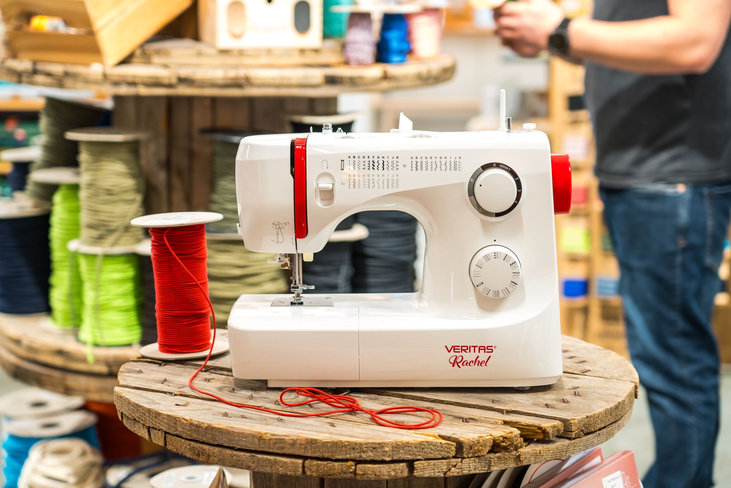 VERITAS Rachel - Machine à coudre Mécanique Machine à coudre VERITAS | Gaspard et Léonie Tissus en ligne et Mercerie à Toulouse