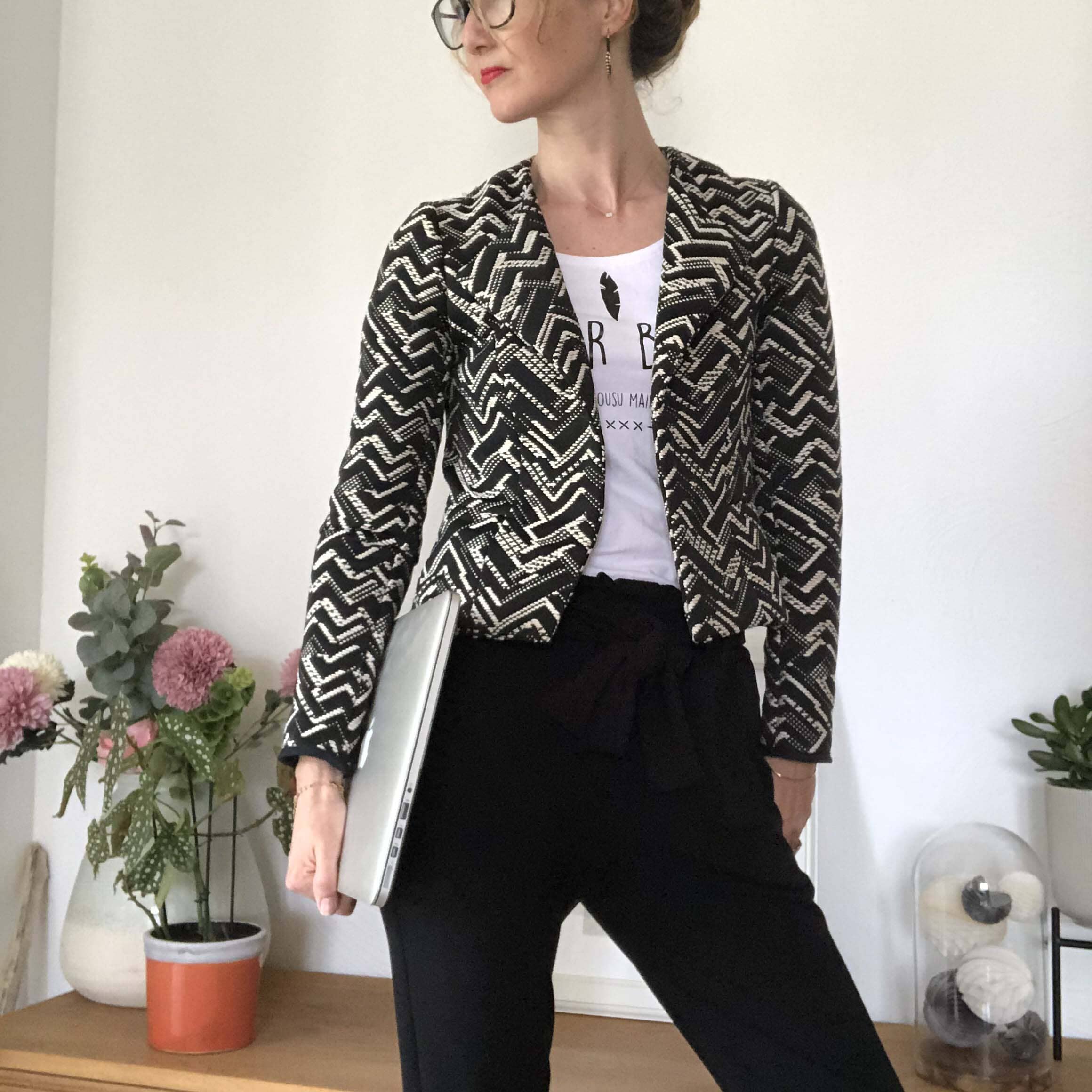 Veste SUBLIME - Patron de couture pochette - SUPER BISON Patron de couture SUPER BISON | Gaspard et Léonie Tissus en ligne et Mercerie à Toulouse