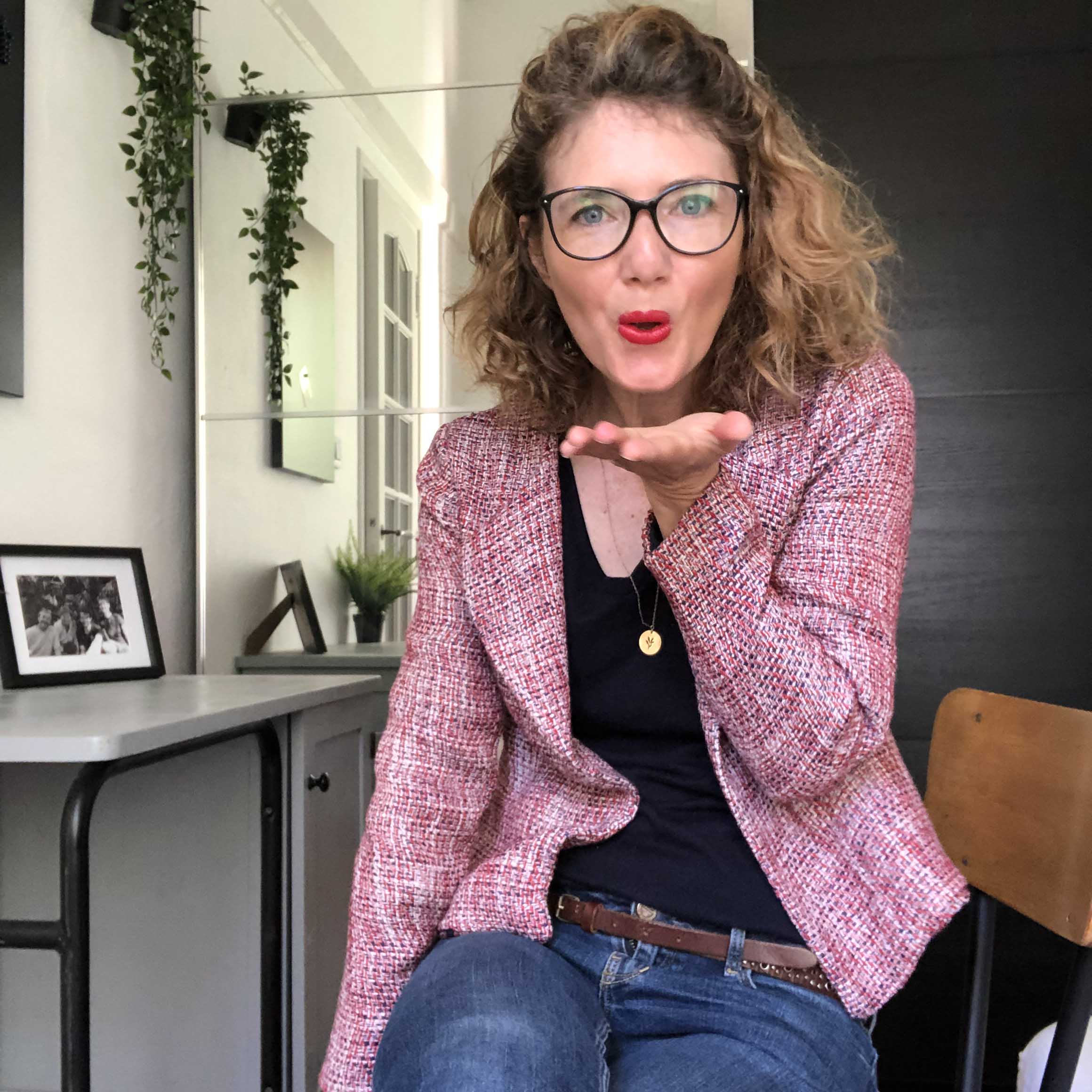 Veste SUBLIME - Patron de couture pochette - SUPER BISON Patron de couture SUPER BISON | Gaspard et Léonie Tissus en ligne et Mercerie à Toulouse