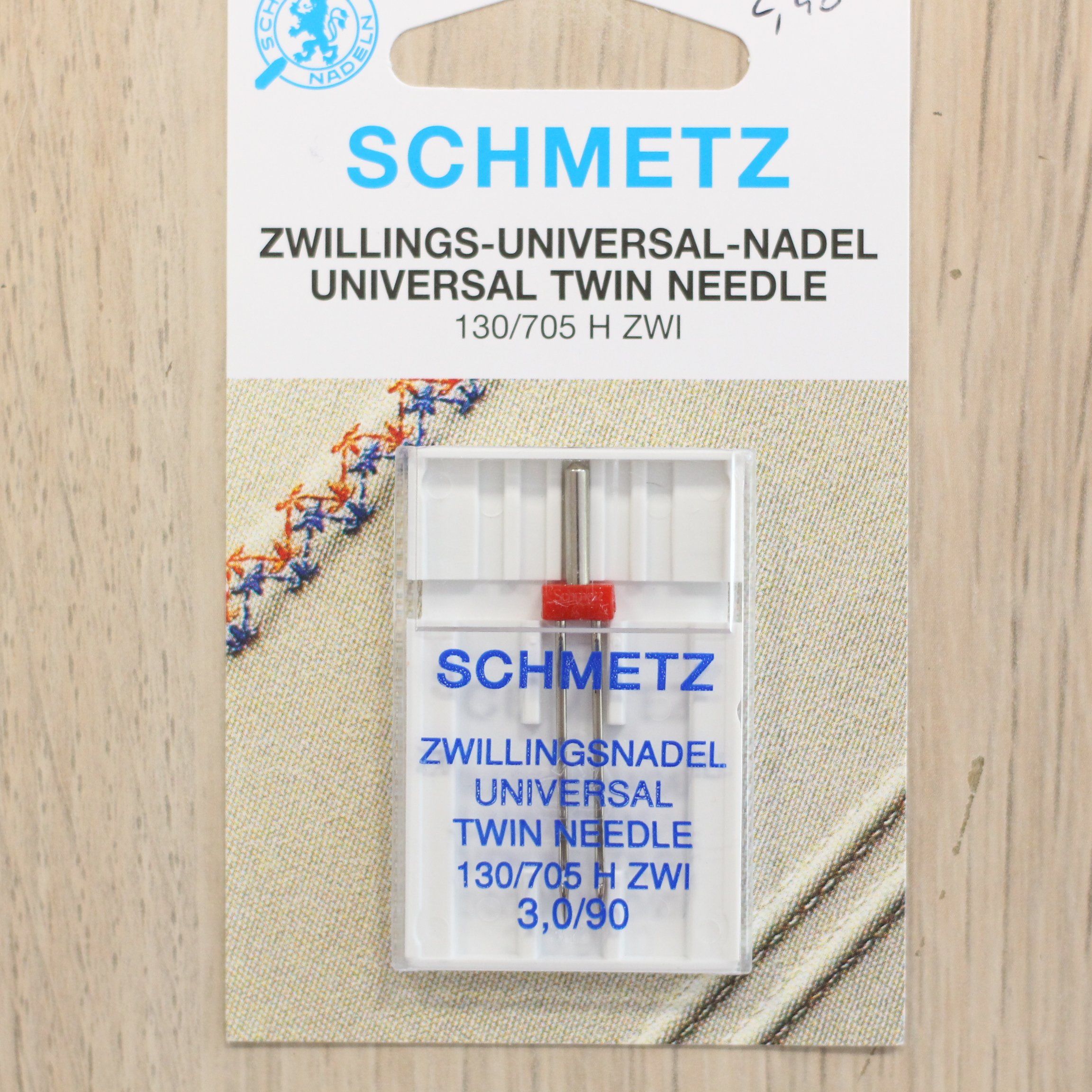 Aiguille double UNIVERSELLE pour machine à coudre 3 N°90 Mercerie SCHMETZ | Gaspard et Léonie Tissus Mercerie Toulouse