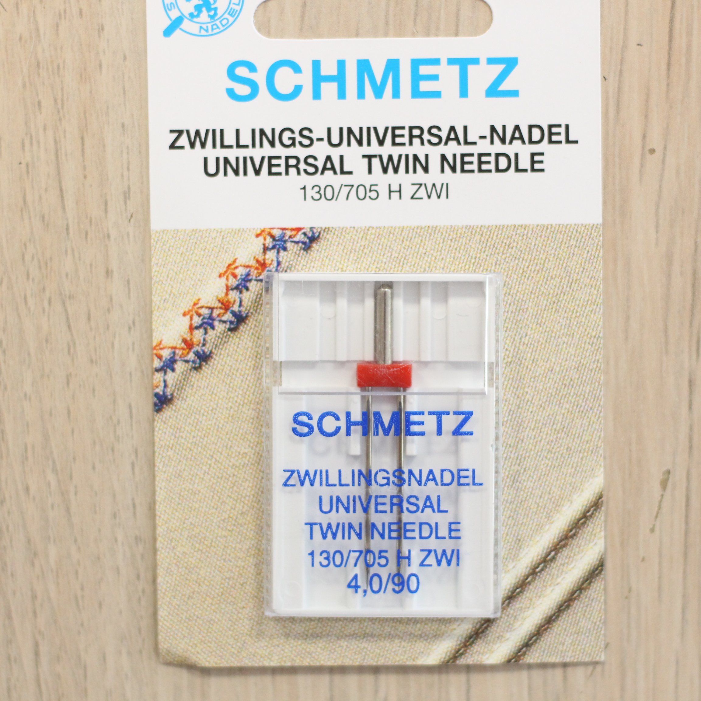Aiguille double UNIVERSELLE pour machine à coudre 4 N°90 Mercerie SCHMETZ | Gaspard et Léonie Tissus Mercerie Toulouse