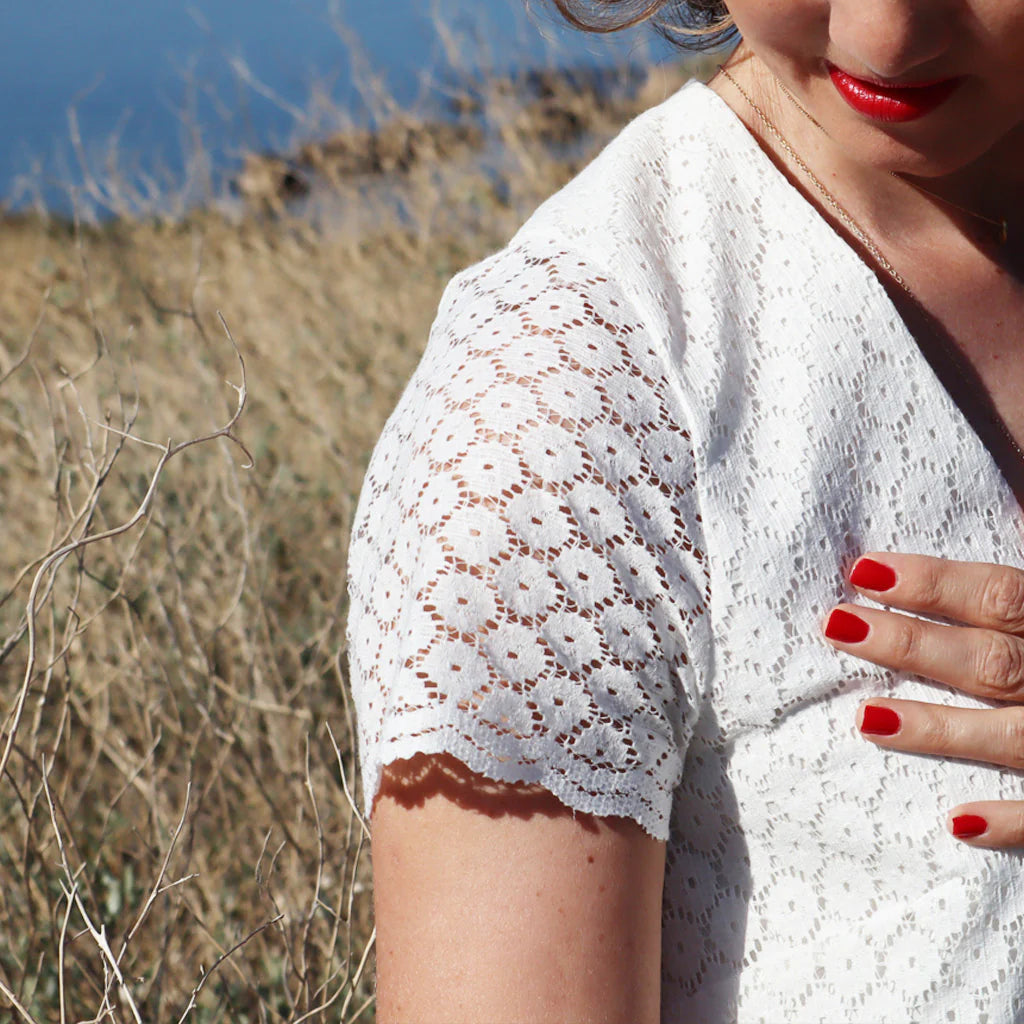 Blouse et Robe DELICE Patron de couture pochette - SUPER BISON Patron de couture SUPER BISON | Gaspard et Léonie Tissus en ligne et Mercerie à Toulouse