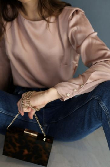 Blouse KIM Patron de couture Pochette - CLEMATISSE PATTERN Patron de couture CLEMATISSE PATTERN | Gaspard et Léonie Tissus en ligne et Mercerie à Toulouse