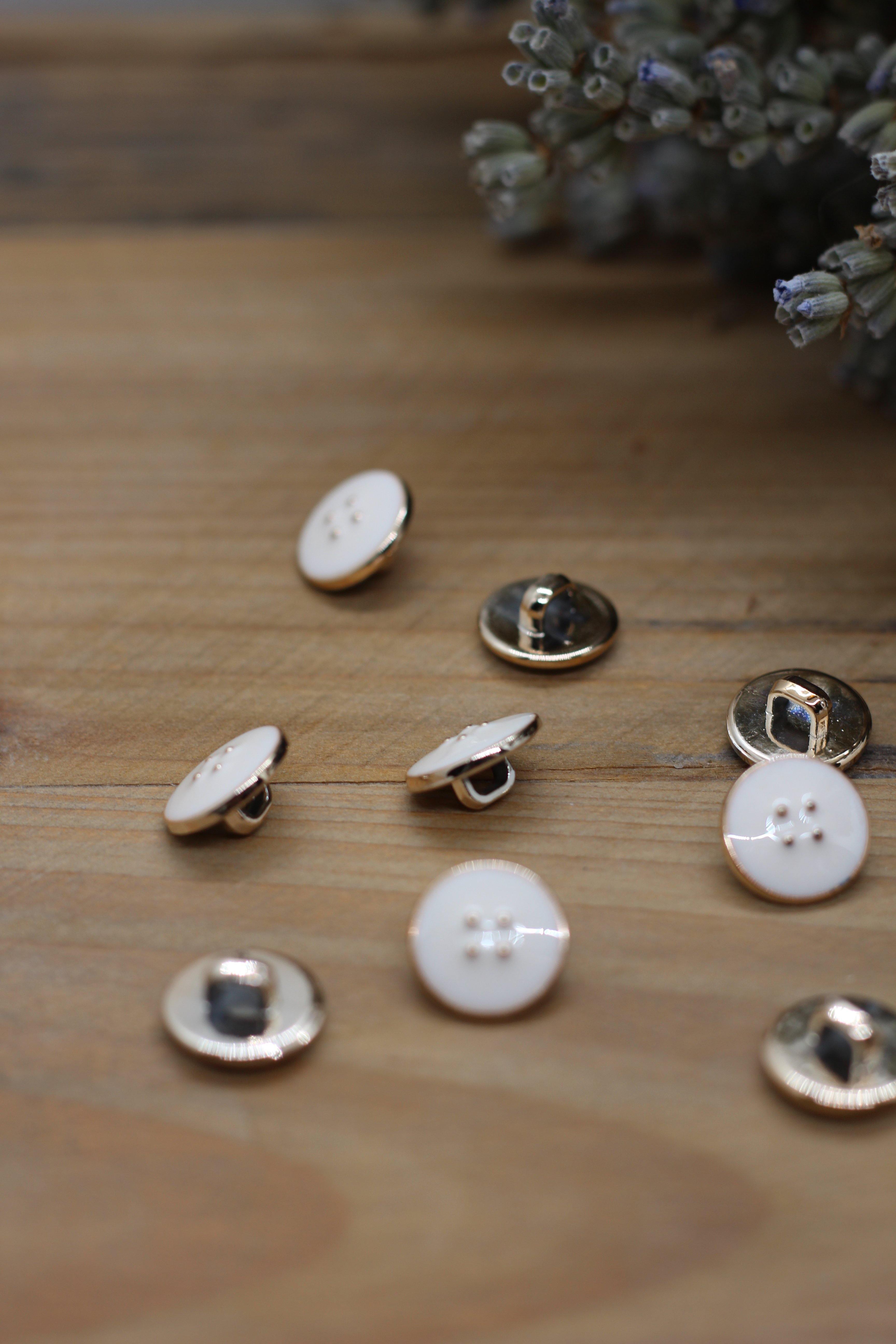 Bouton Emaillé VIC blanc cassé - L'atelier de Gaspard et Léonie