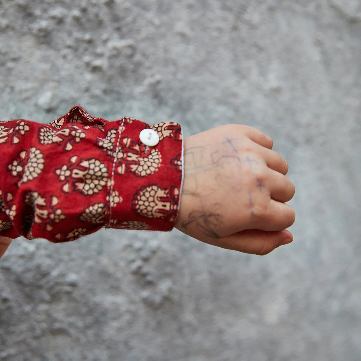 Chemise PARIS - patron de couture pochette - IKATEE Patron de couture Ikatee | Gaspard et Léonie Tissus en ligne et Mercerie à Toulouse