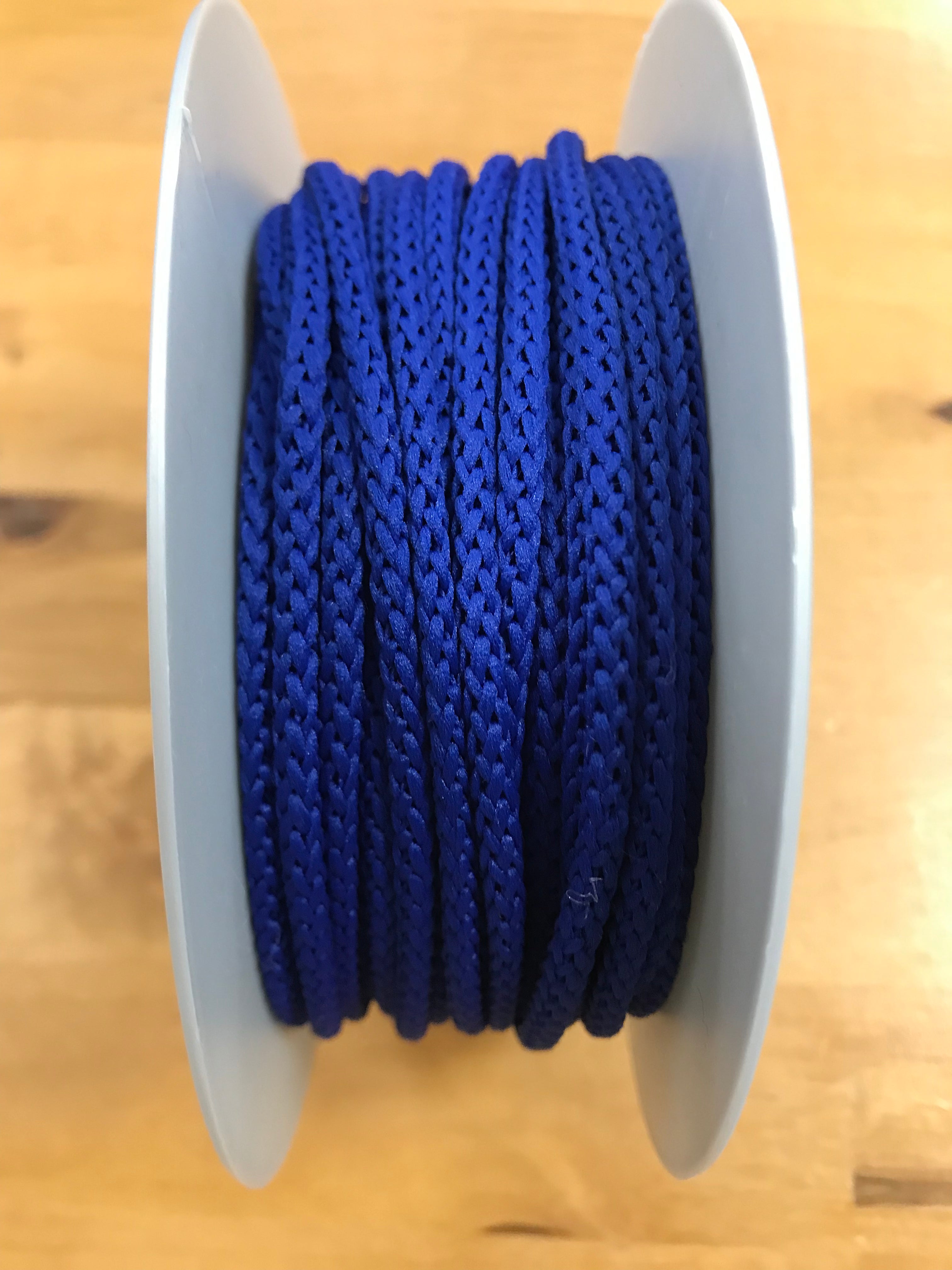 Cordon uni 4,5mm (vendu x10cm) - BLEU ROI COL:24 Mercerie Sélection Gaspard & Léonie | Gaspard et Léonie Tissus en ligne et Mercerie à Toulouse