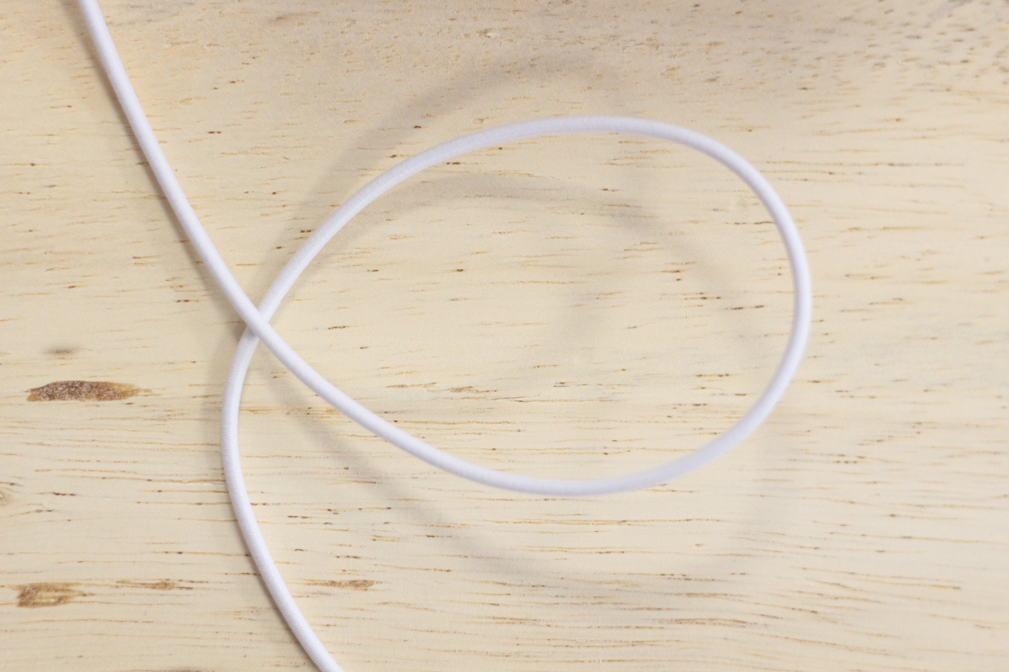 Elastique 3mm Rond BLANC (vendu x10cm) Elastique L'atelier de Gaspard et Léonie | Gaspard et Léonie Tissus Mercerie Toulouse
