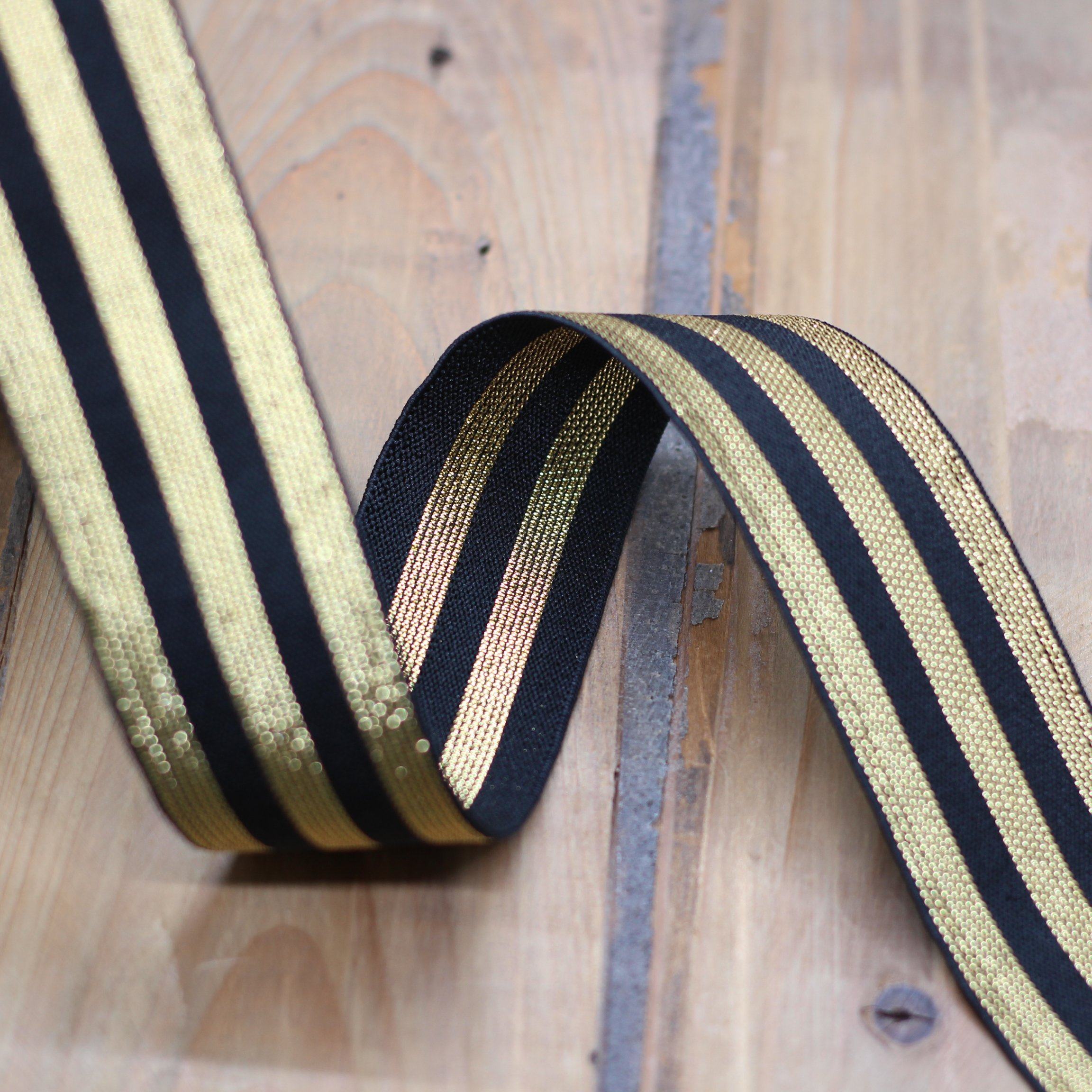 Elastique Large Lurex Stripe Noir et Or (Vendu x10cm) Mercerie Sélection Gaspard & Léonie | Gaspard et Léonie Tissus Mercerie Toulouse