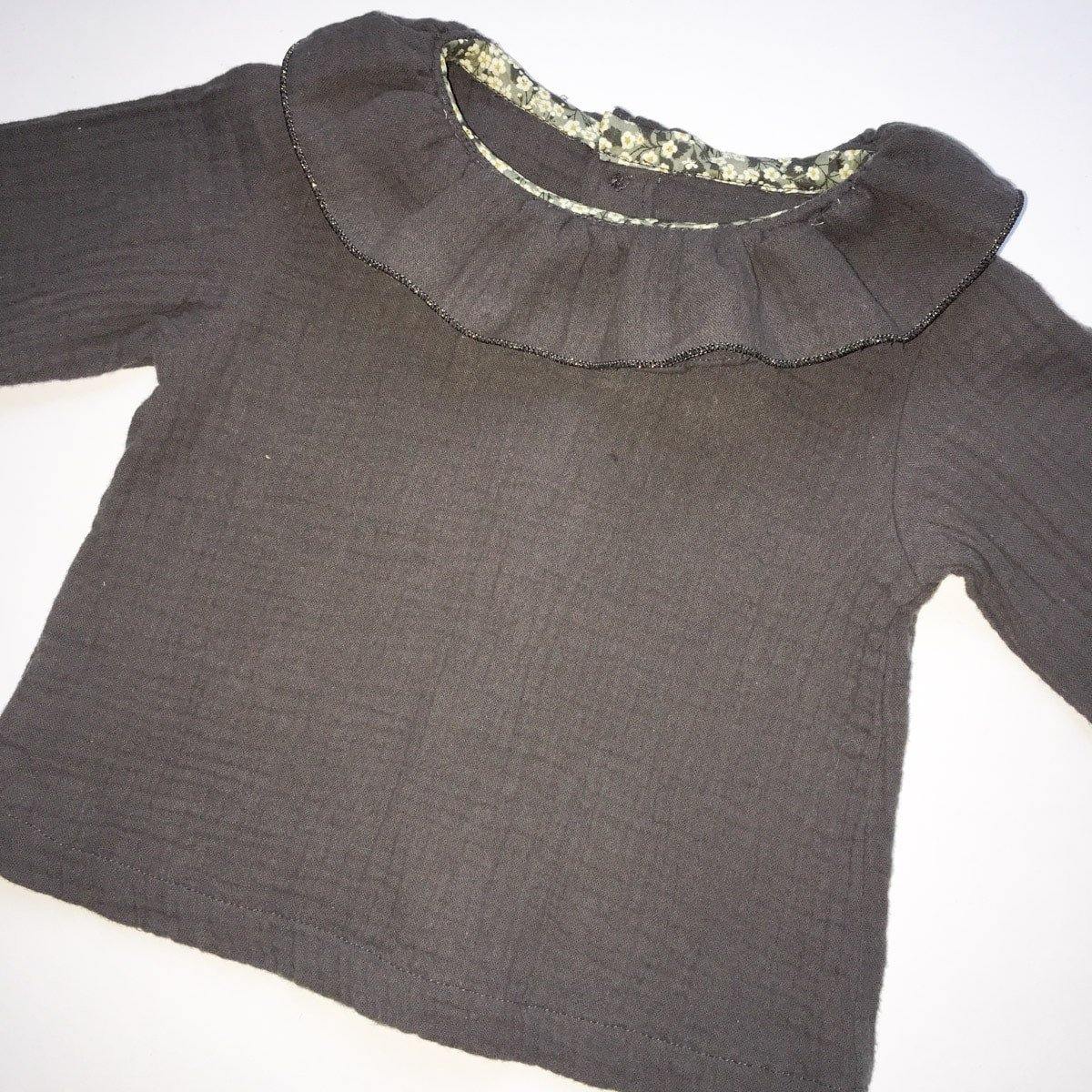 ELECTRE Blouse col volanté patron de couture pochette - L'atelier de Gaspard et Léonie