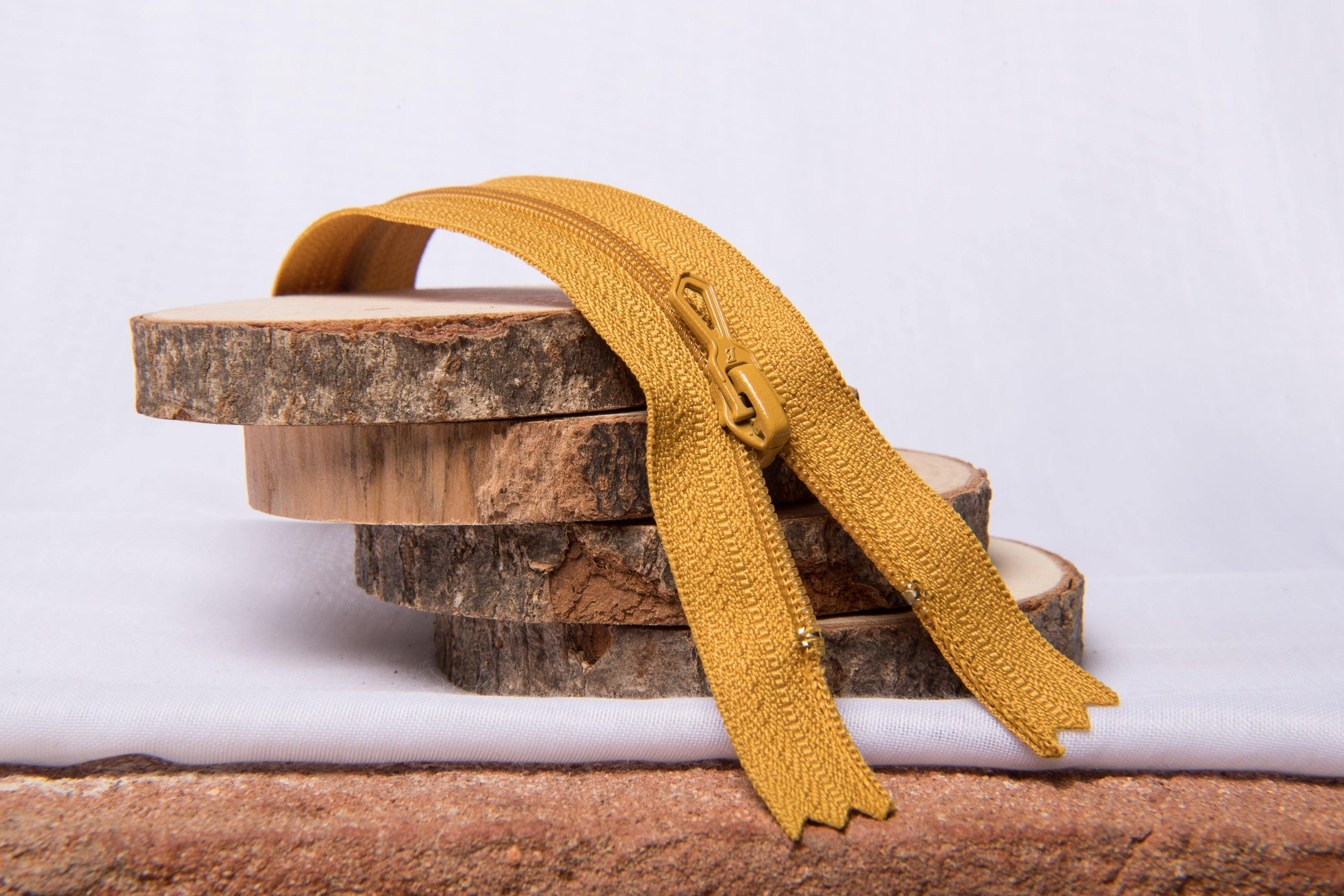 Fermeture Eclair Spirale CARAMEL- Non Séparable Z51 674 - L'atelier de Gaspard et Léonie