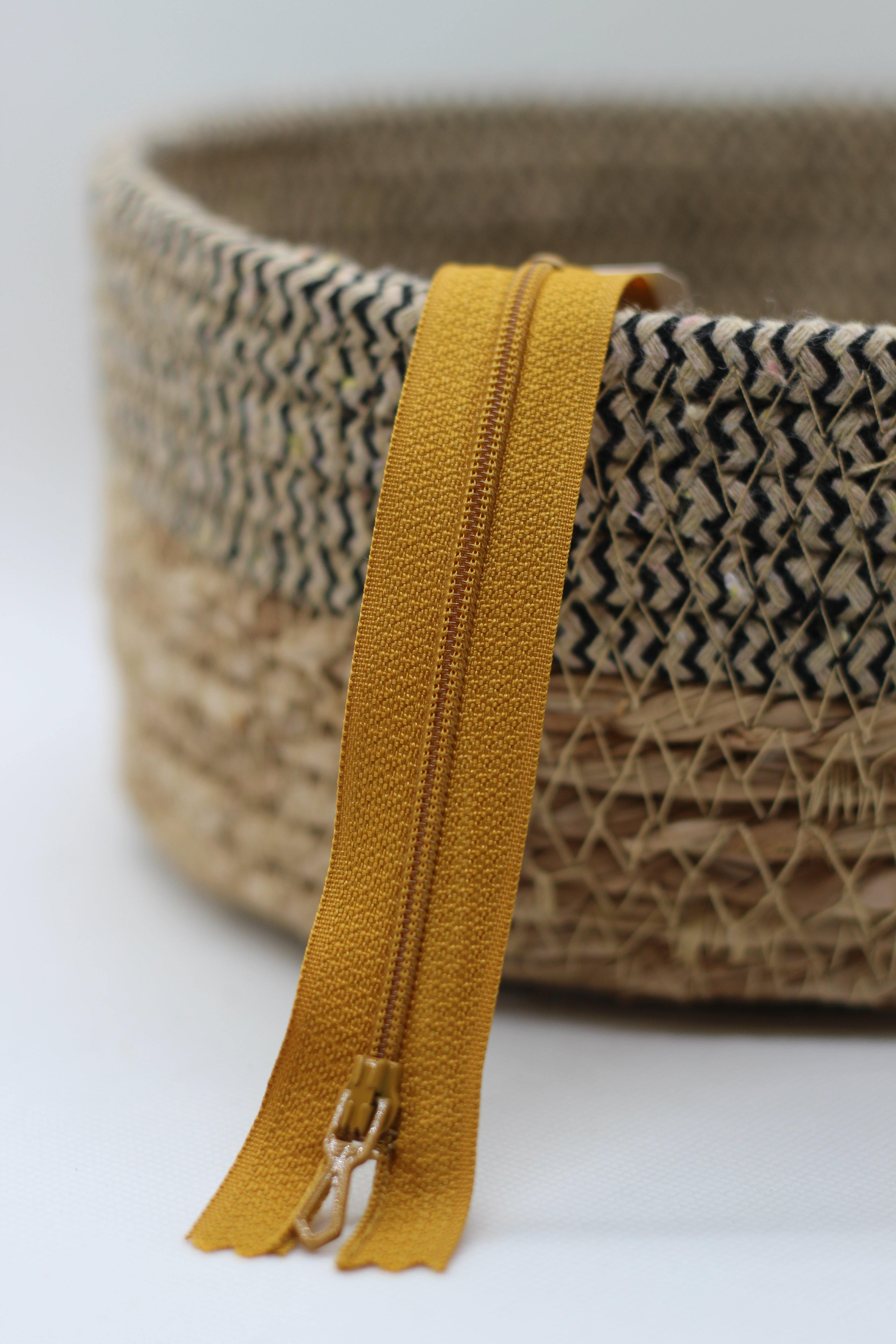 Fermeture Eclair Spirale CARAMEL- Non Séparable Z51 674 - L'atelier de Gaspard et Léonie