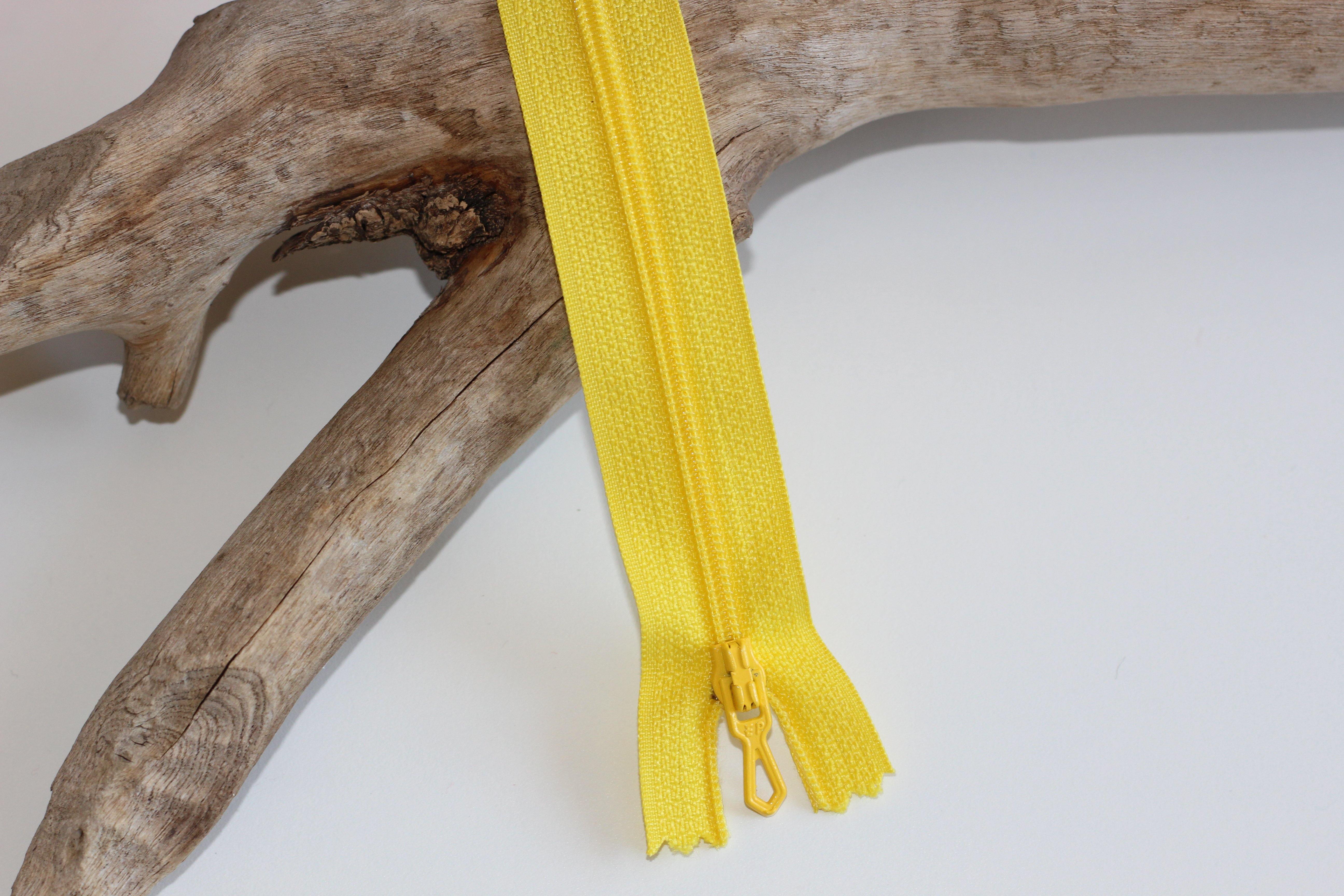 Fermeture Eclair Spirale Jaune- Non Séparable Z51 617 - L'atelier de Gaspard et Léonie