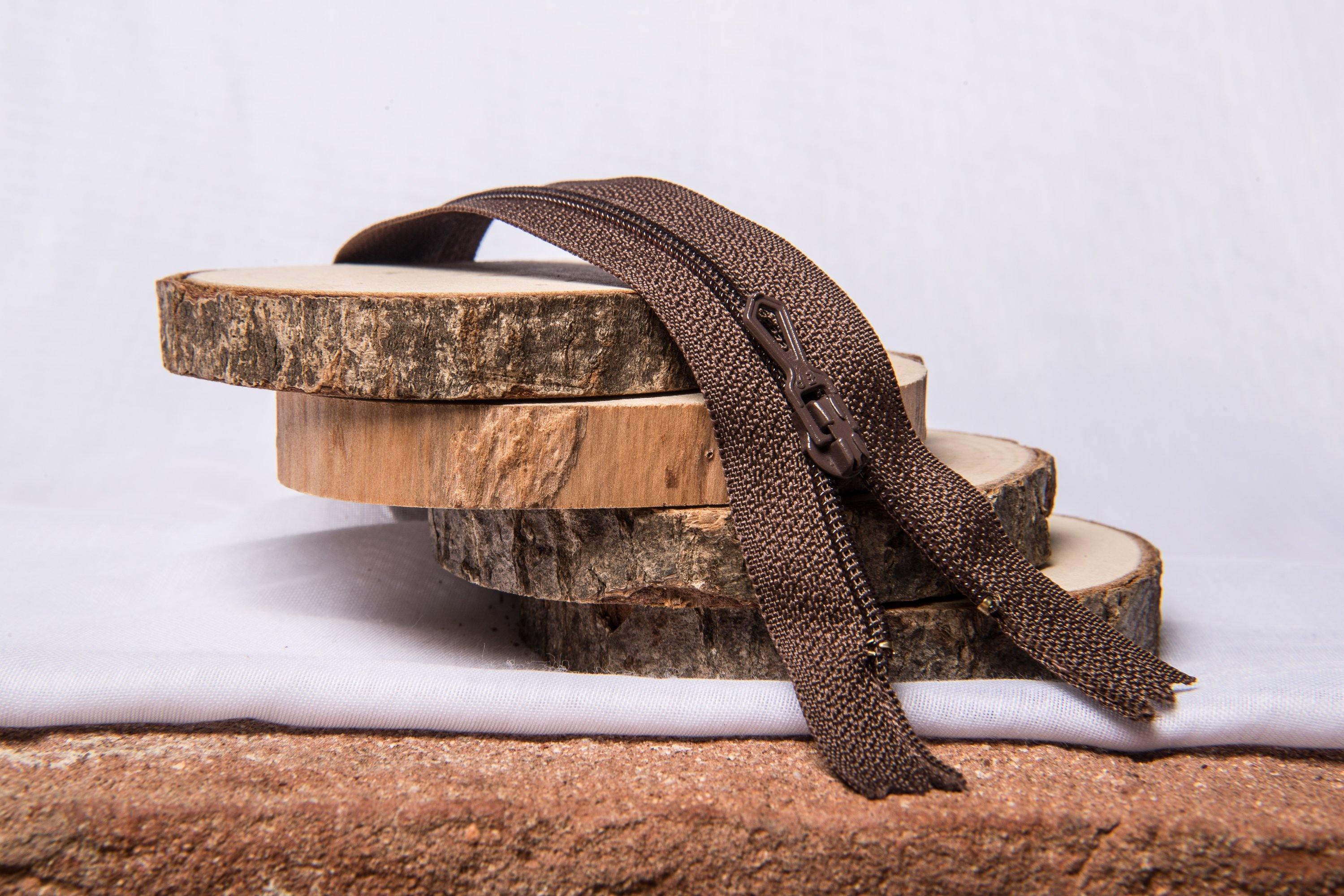 Fermeture Eclair Spirale MARRON - Non Séparable Z51 989 - L'atelier de Gaspard et Léonie