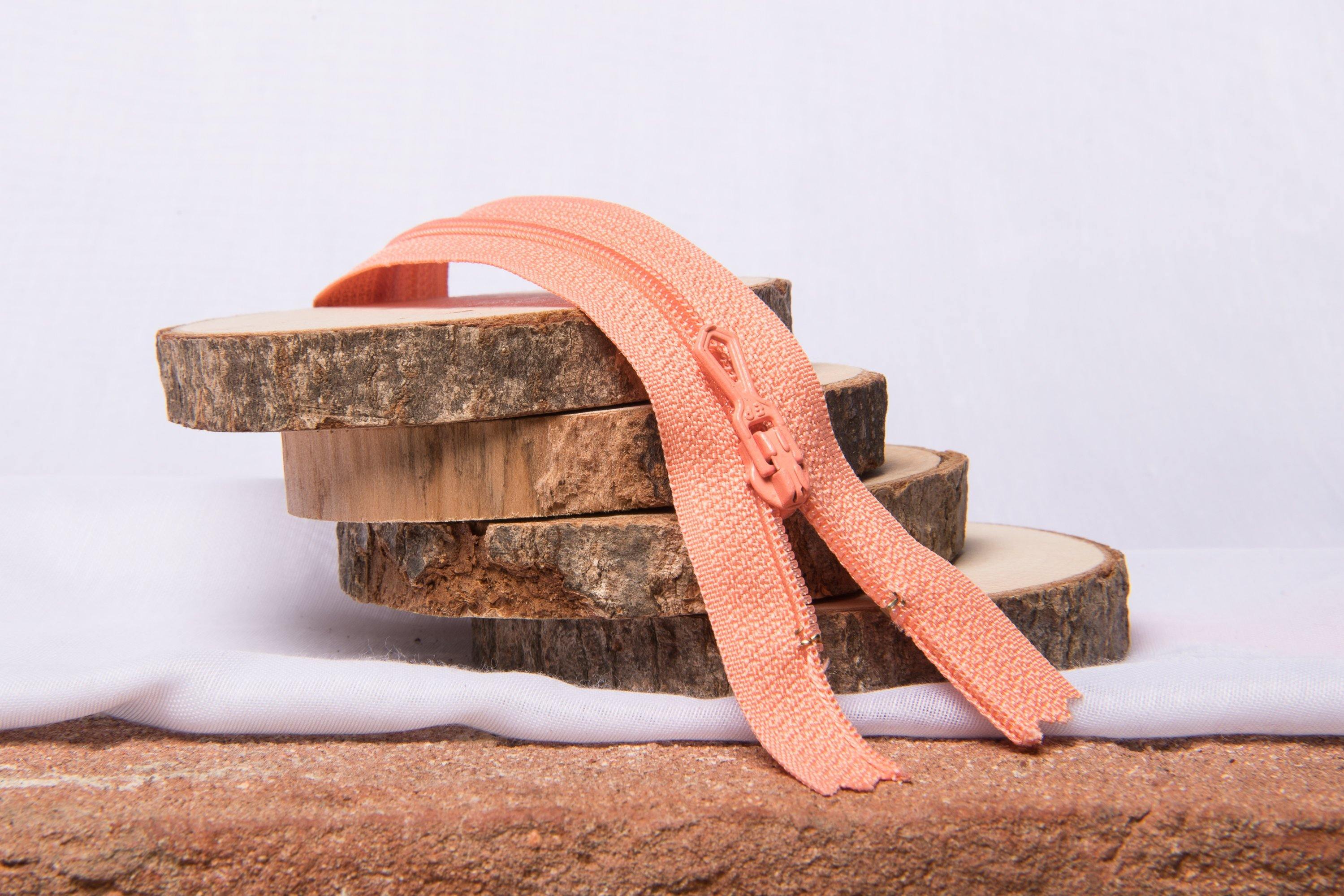 Fermeture Eclair Spirale SAUMON - Non Séparable Z51 829 - L'atelier de Gaspard et Léonie