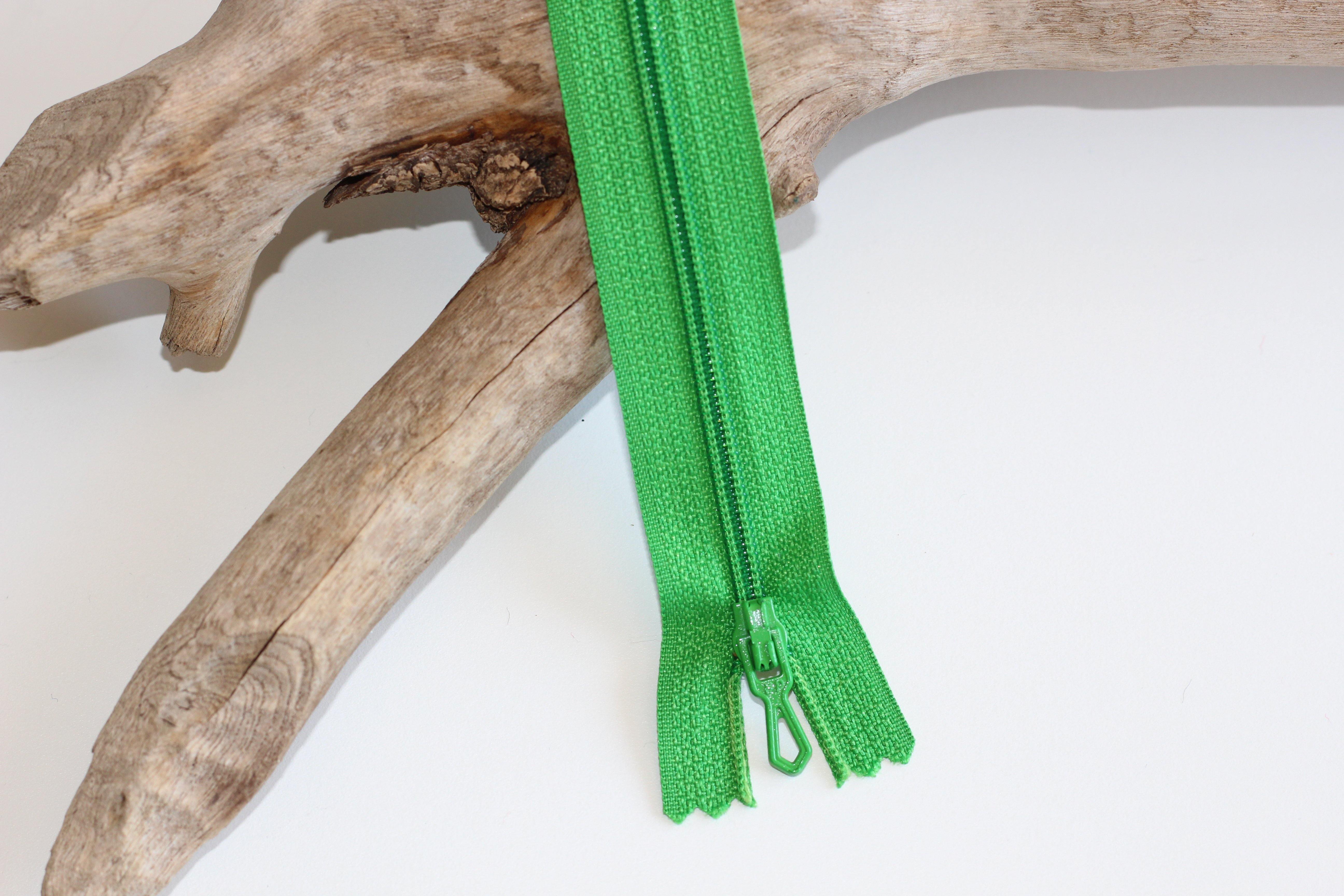 Fermeture Eclair Spirale Vert - Non Séparable Z51 726 - L'atelier de Gaspard et Léonie