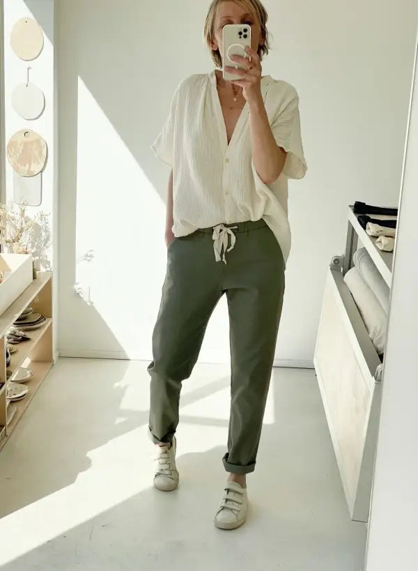 Le fameux pantalon - Patron de couture pochette - MAISON ESSENTIELLE Patron de couture MAISON ESSENTIELLE | Gaspard et Léonie Tissus en ligne et Mercerie à Toulouse