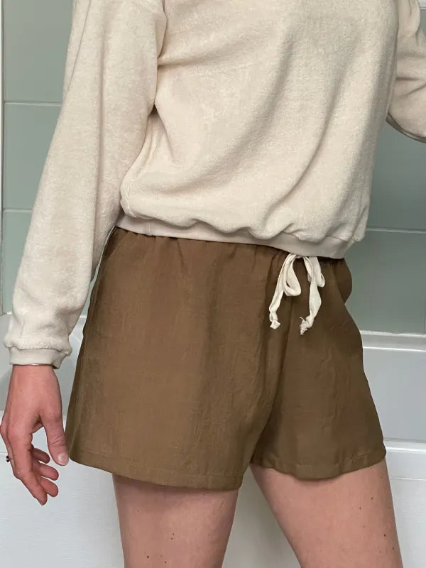 Le short / combishort CHRONO - Patron de couture pochette - MAISON ESSENTIELLE Patron de couture MAISON ESSENTIELLE | Gaspard et Léonie Tissus en ligne et Mercerie à Toulouse