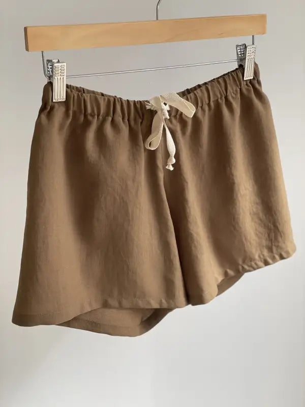 Le short / combishort CHRONO - Patron de couture pochette - MAISON ESSENTIELLE Patron de couture MAISON ESSENTIELLE | Gaspard et Léonie Tissus en ligne et Mercerie à Toulouse