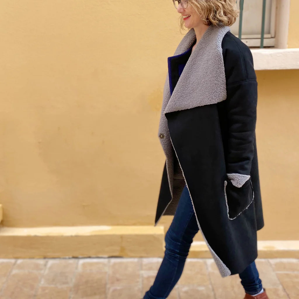 Manteau LE WRAP Patron de couture pochette - SUPER BISON Patron de couture SUPER BISON | Gaspard et Léonie Tissus en ligne et Mercerie à Toulouse