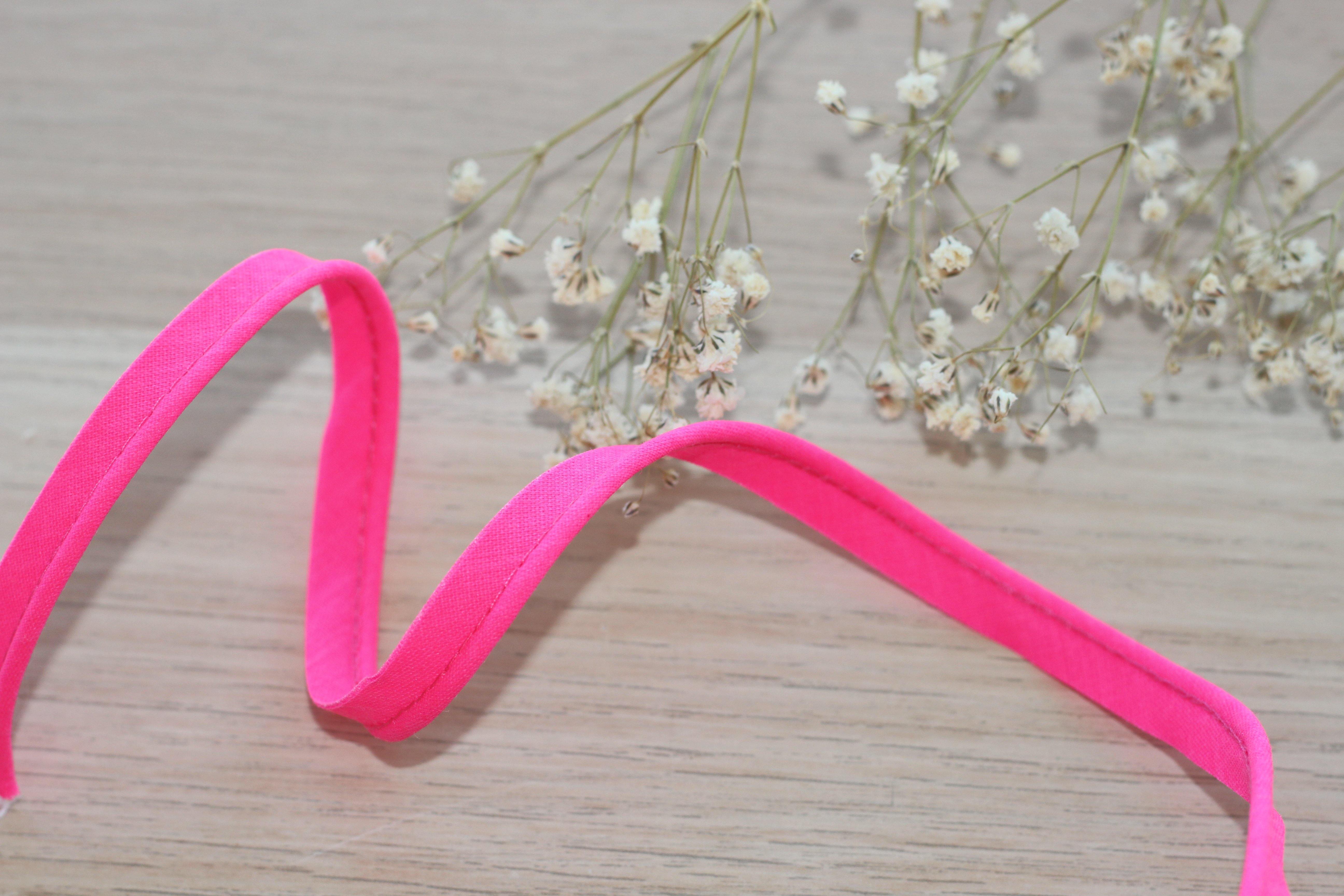 Passepoil Fluo rose 10mm Col: 205 (vendu x10cm) - L'atelier de Gaspard et Léonie
