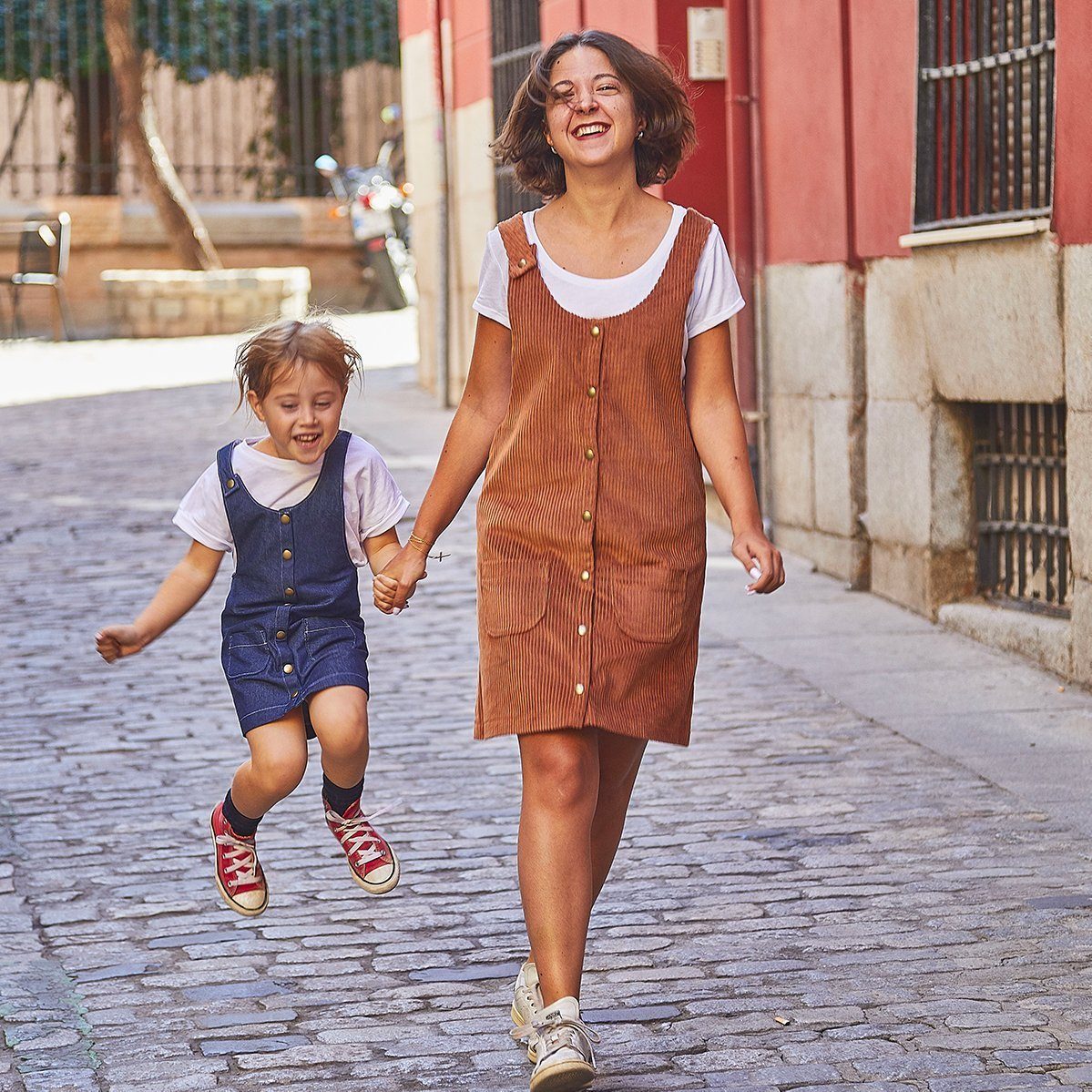 Robe Chasuble TORONTO Kids patron de couture pochette - IKATEE Patron de couture Ikatee | Gaspard et Léonie Tissus en ligne et Mercerie à Toulouse